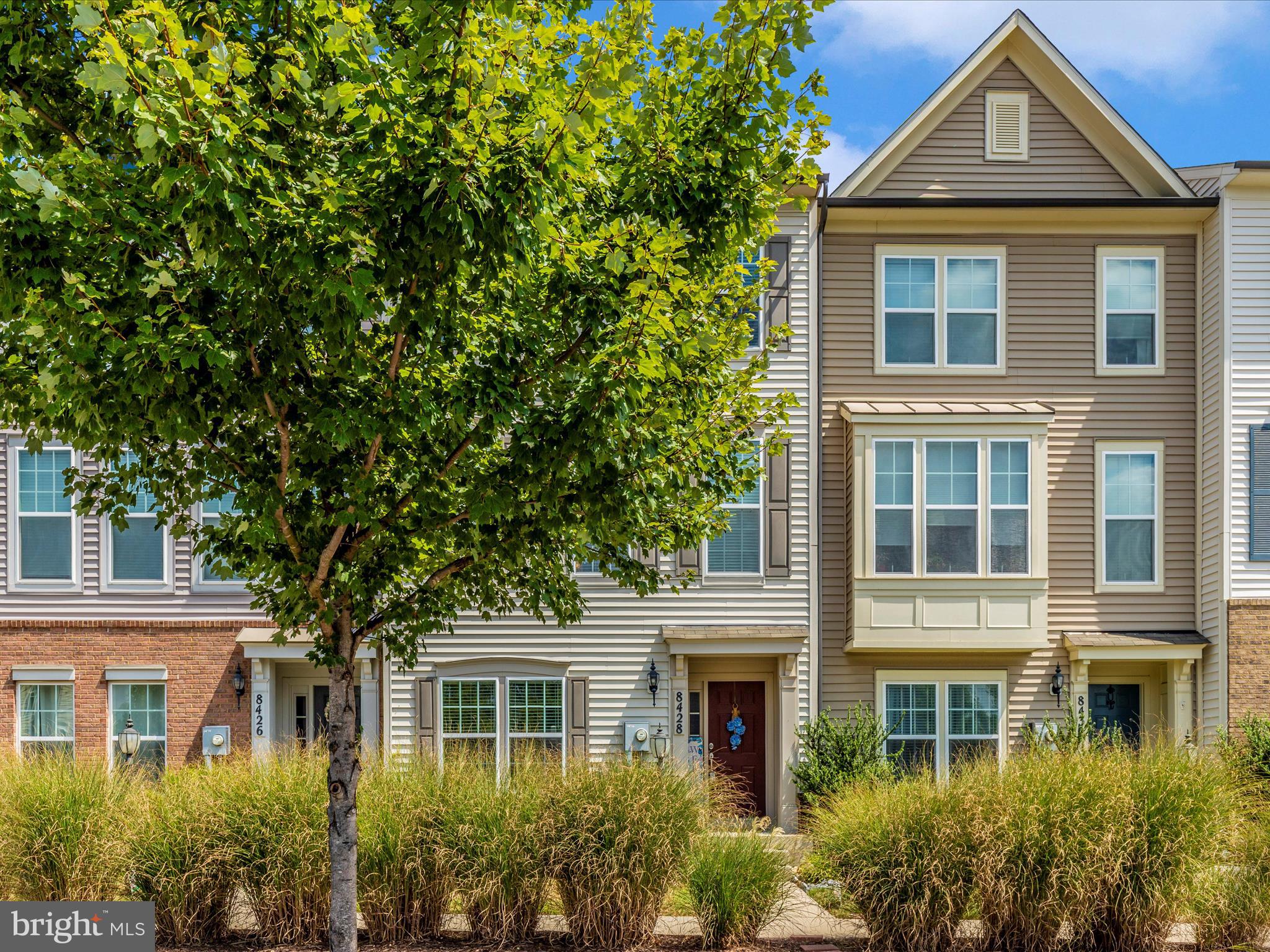 TALLYN RIDGE - Residential