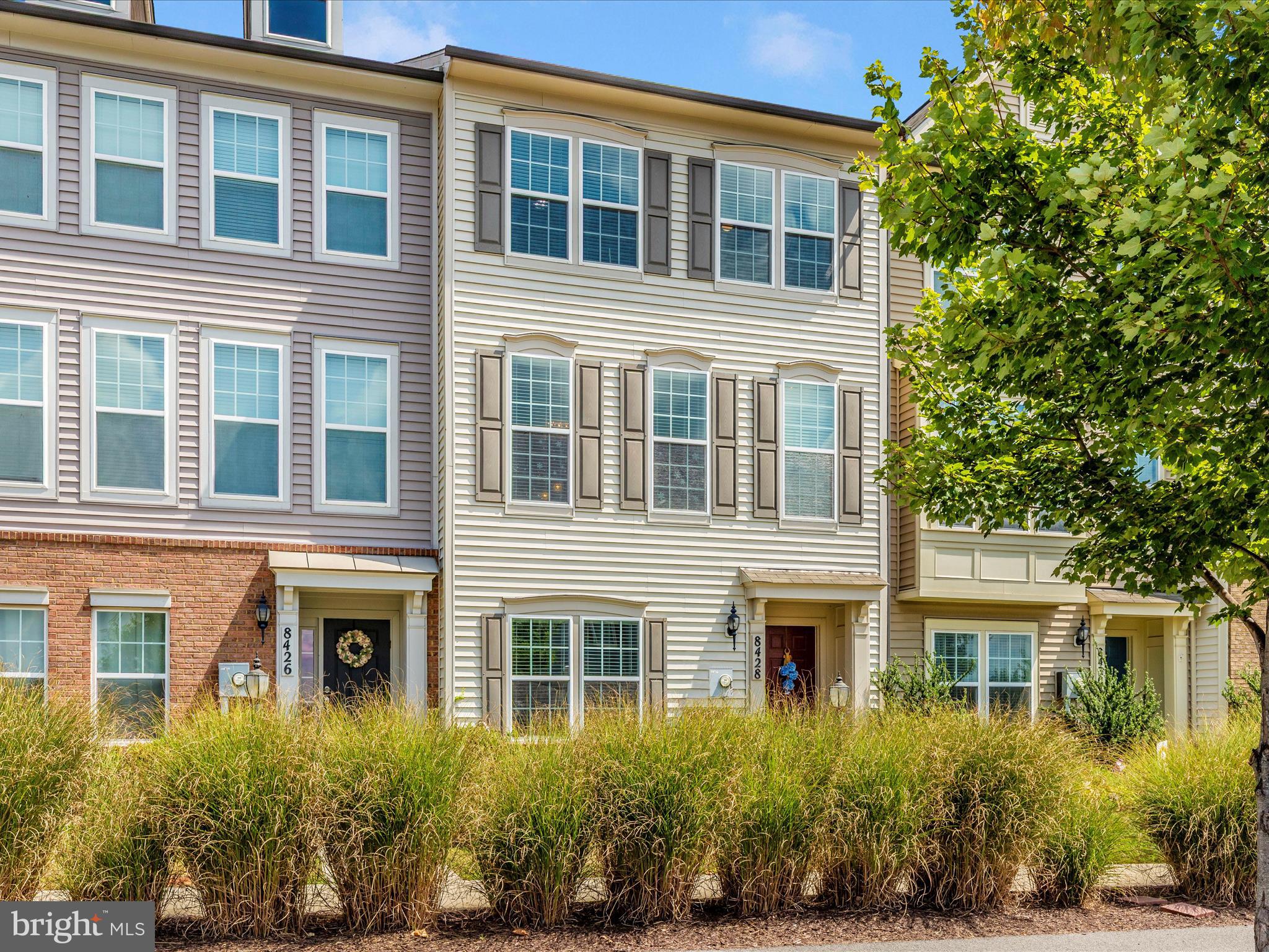 TALLYN RIDGE - Residential