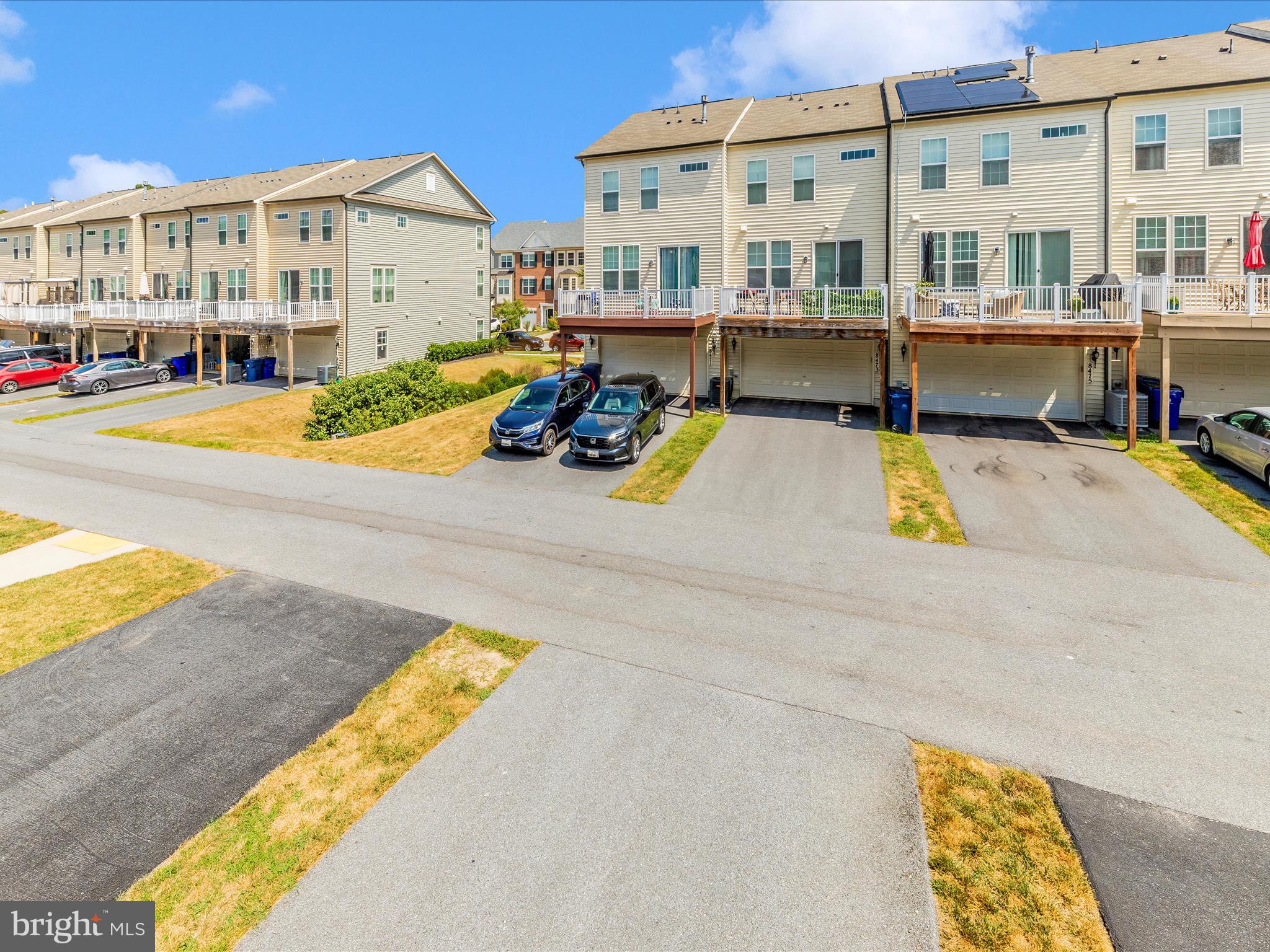 TALLYN RIDGE - Residential