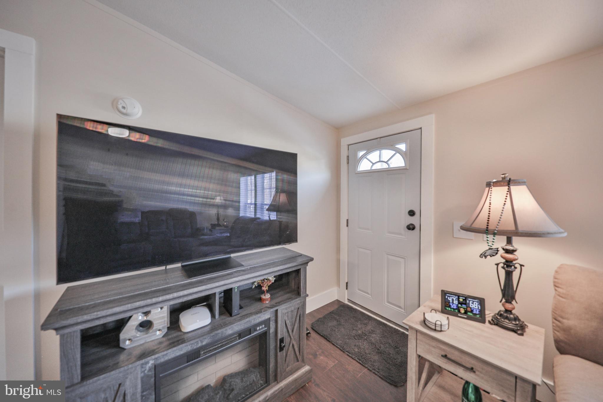 1215 BLUE MOUNTAIN CIRCLE