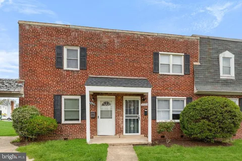 2534 Iverson Street, Temple Hills, MD MLS: MDPG2148506