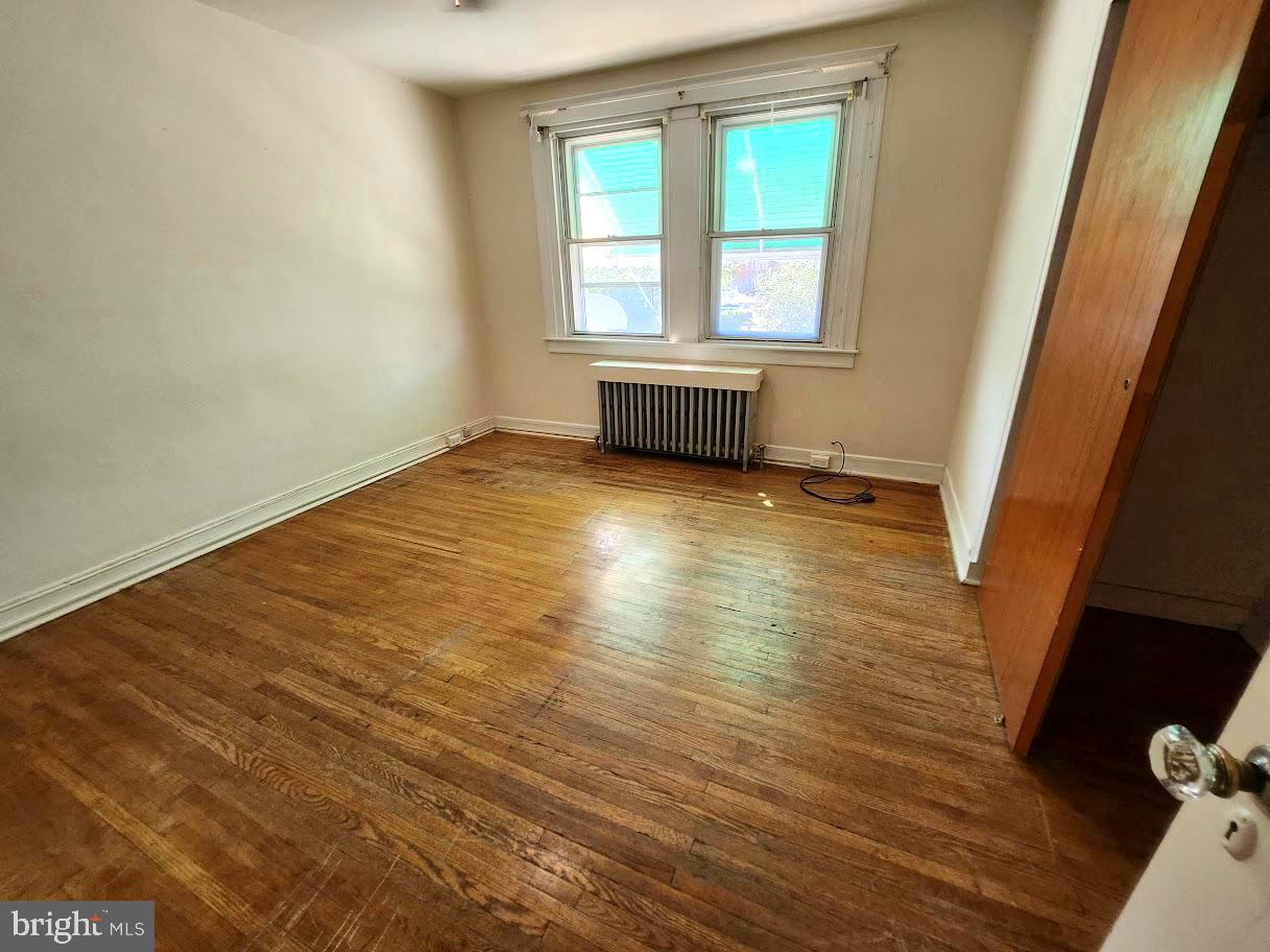 WEST OAK LANE - Residential