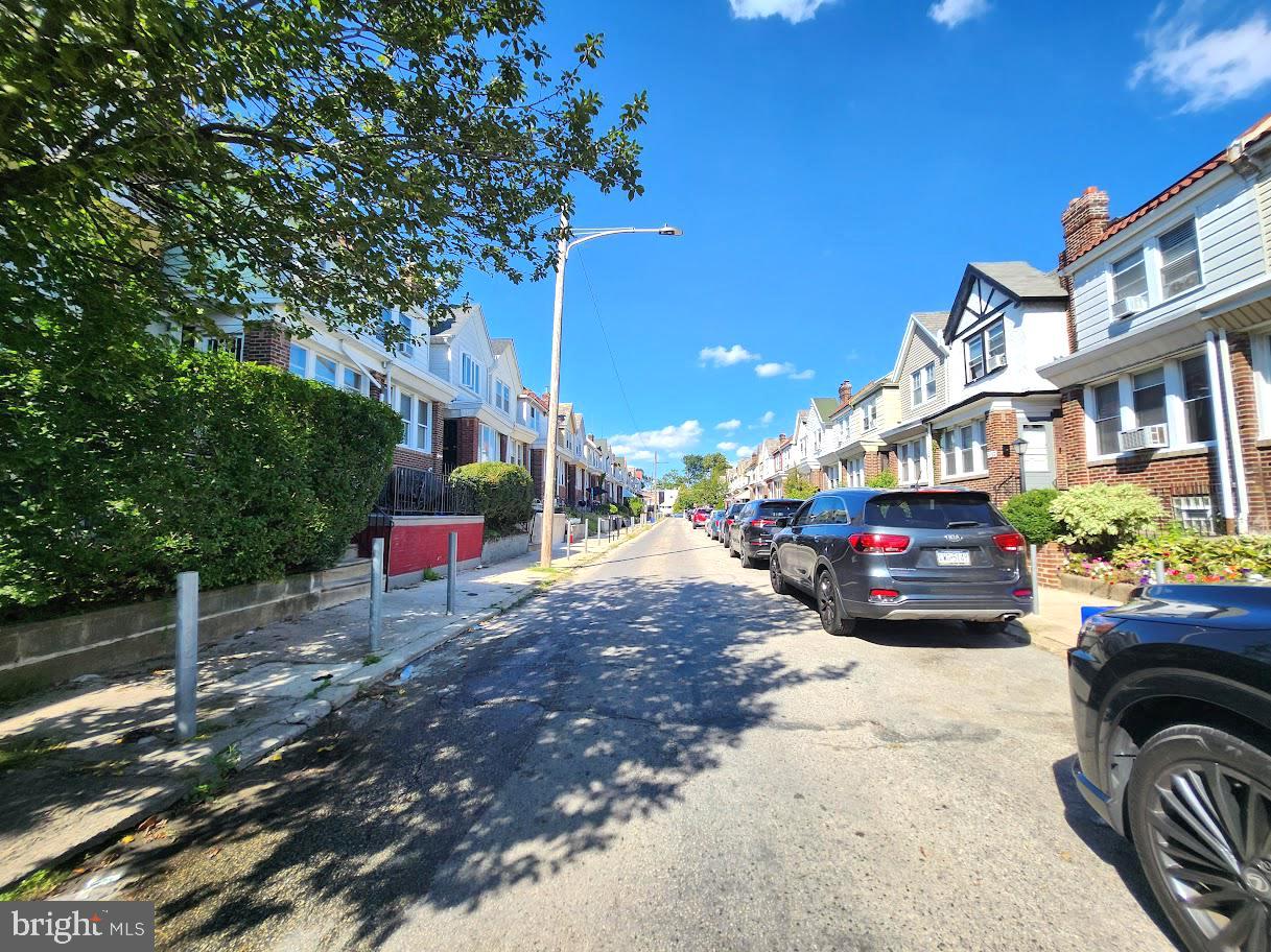 WEST OAK LANE - Residential