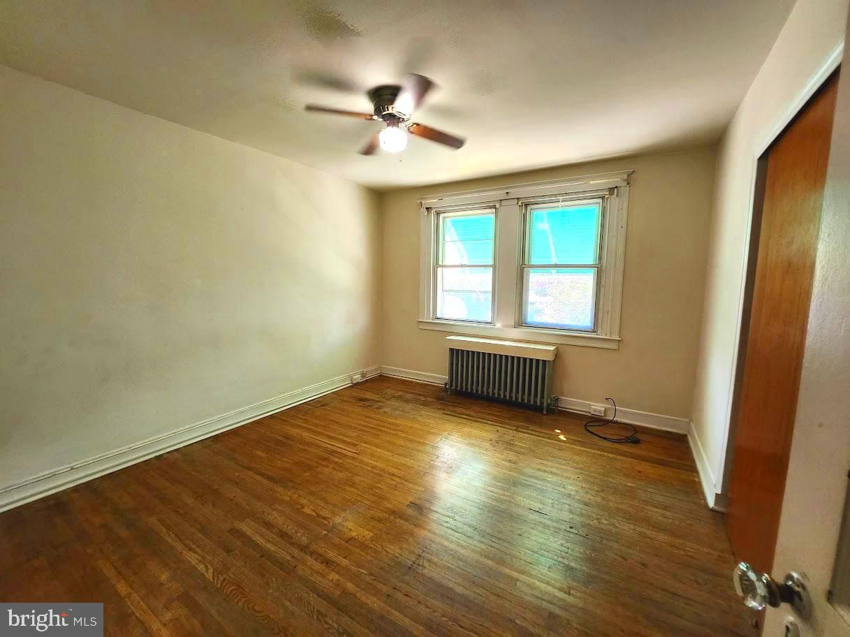 WEST OAK LANE - Residential