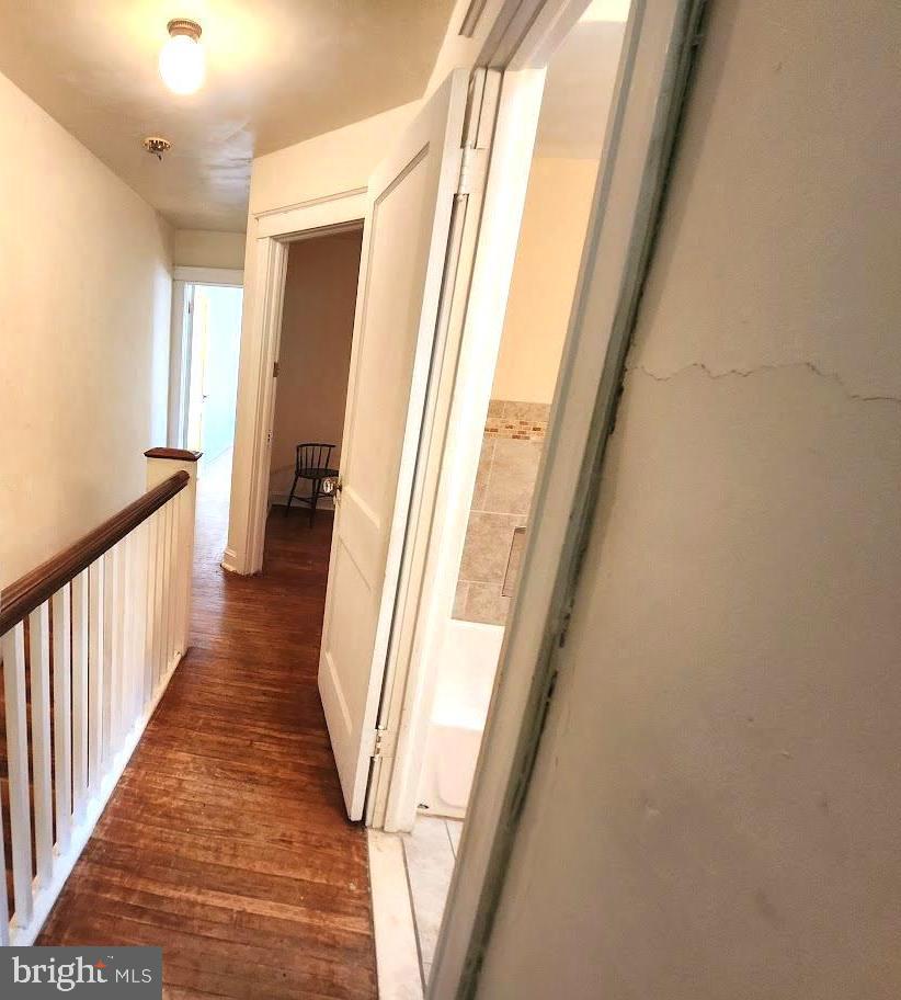 WEST OAK LANE - Residential