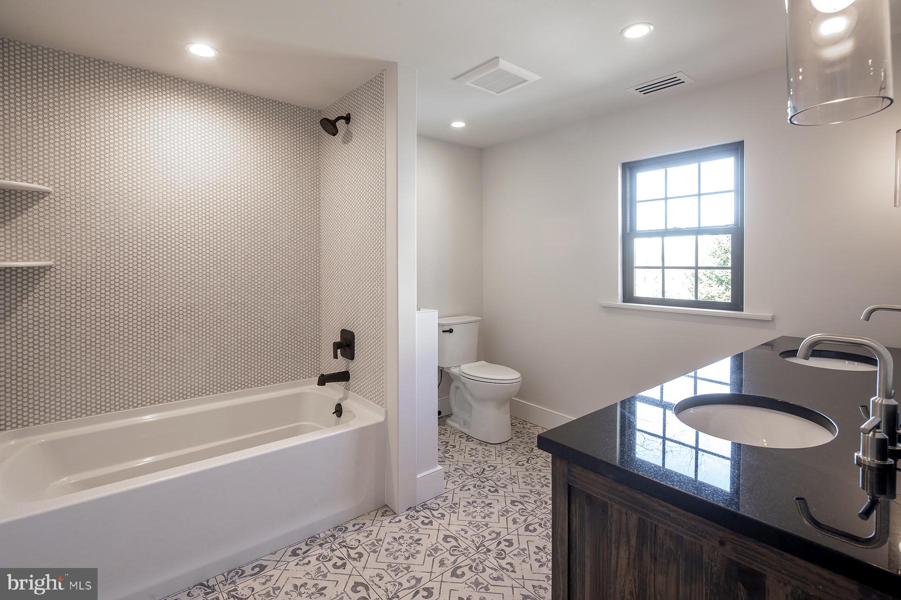 WAYNEFIELD - Residential