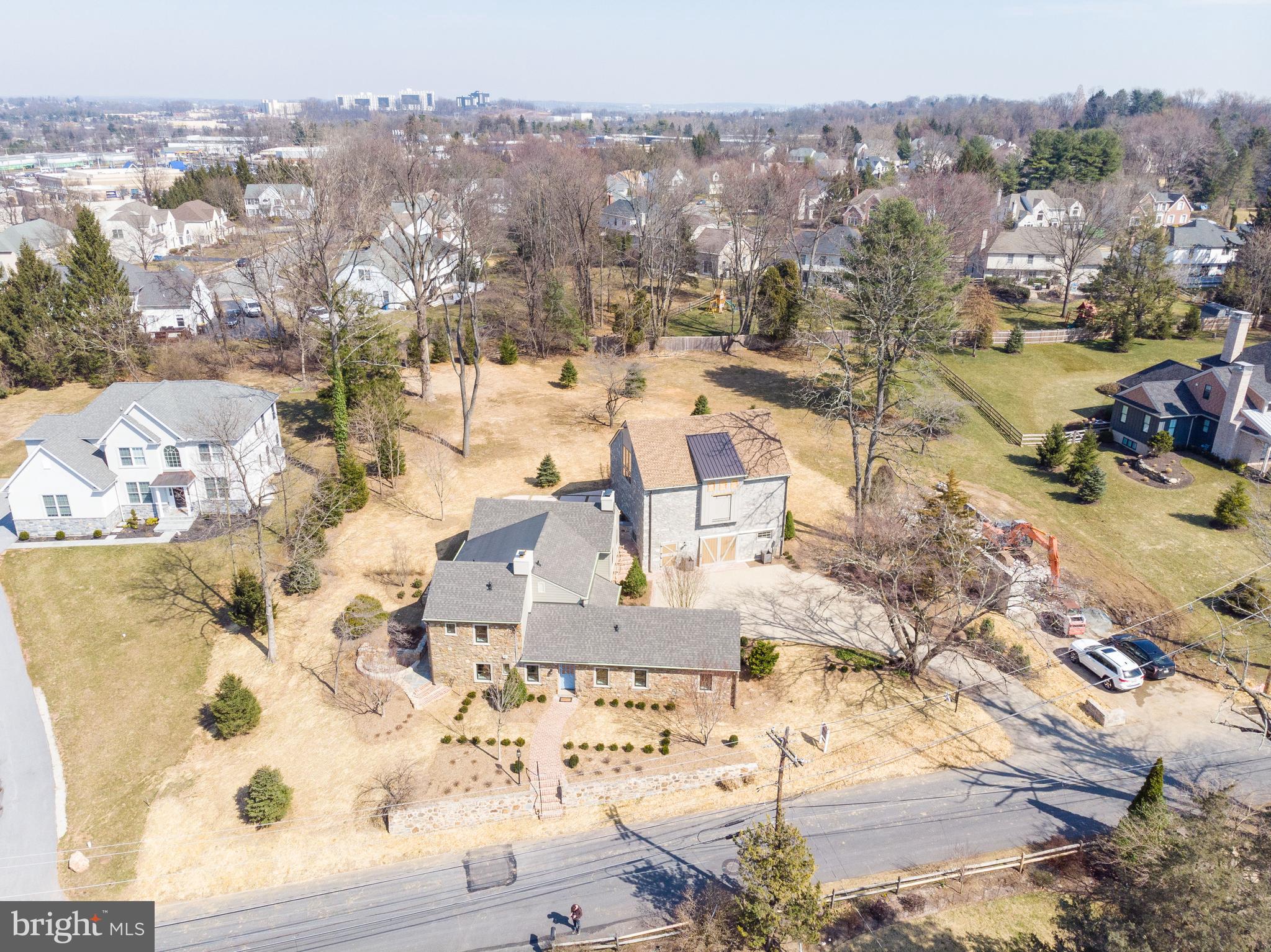 WAYNEFIELD - Residential