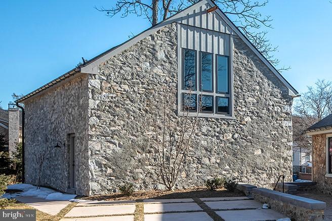 WAYNEFIELD - Residential