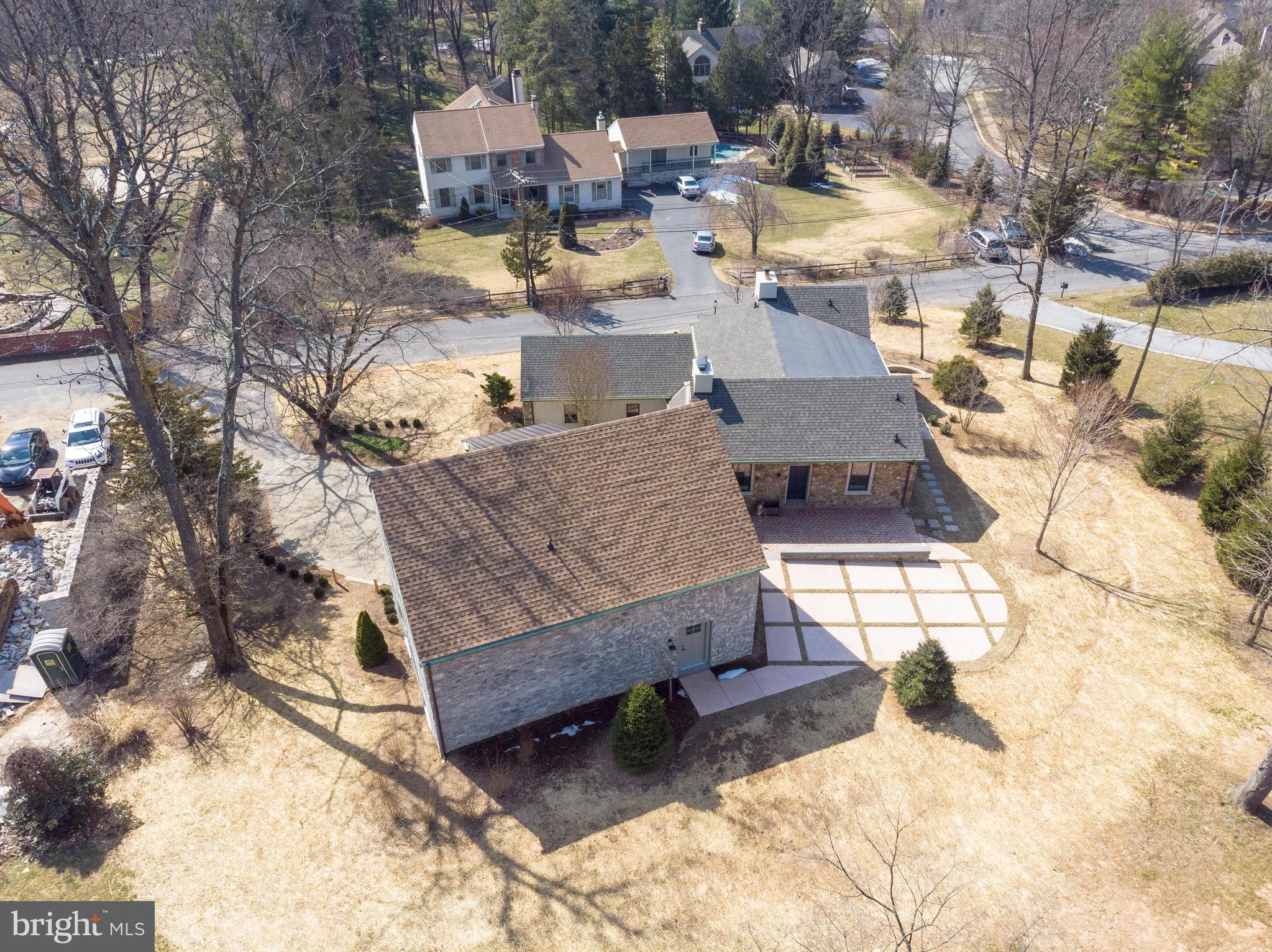 WAYNEFIELD - Residential