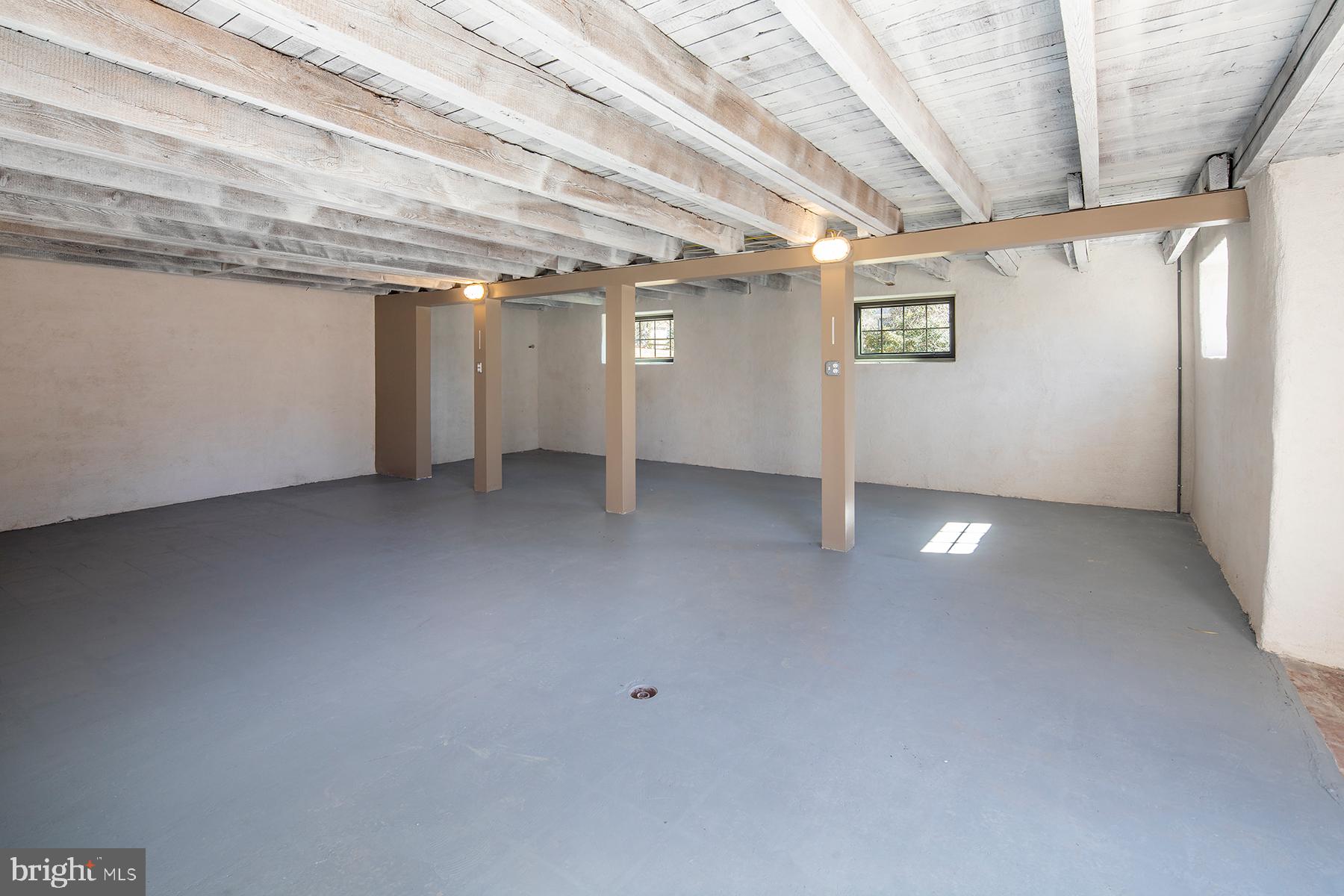 WAYNEFIELD - Residential