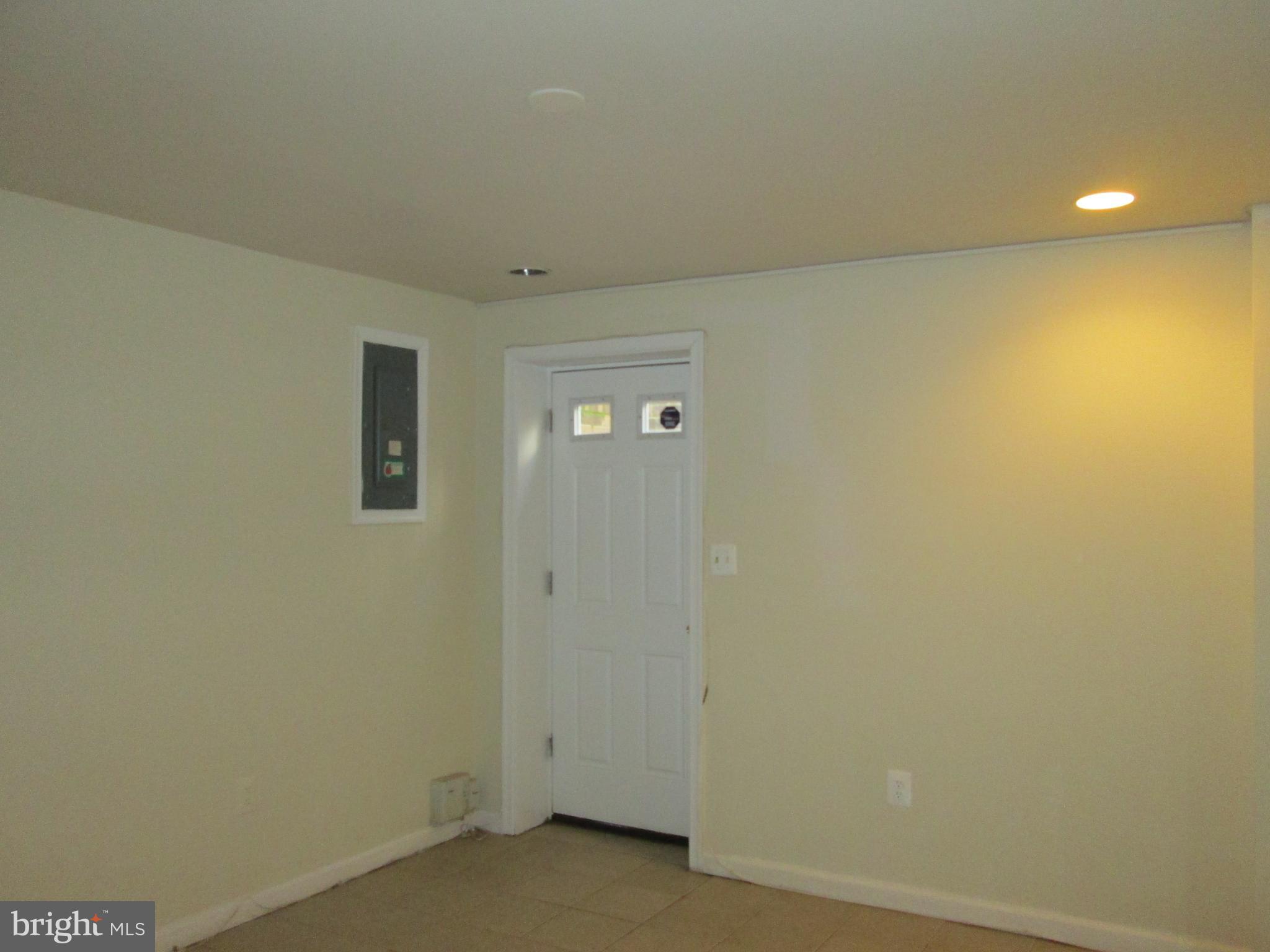 OXON HILL - Residential Lease