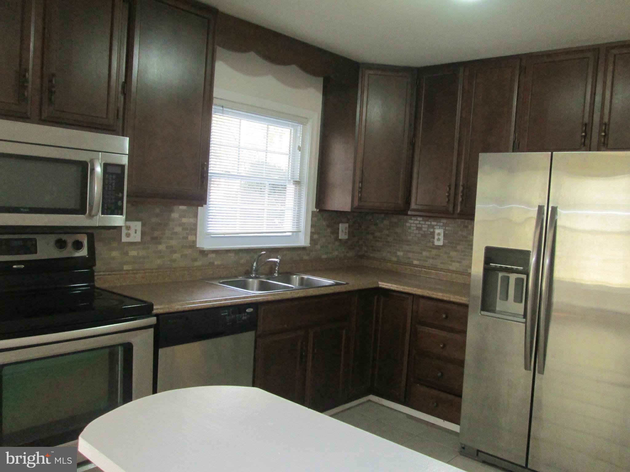 OXON HILL - Residential Lease