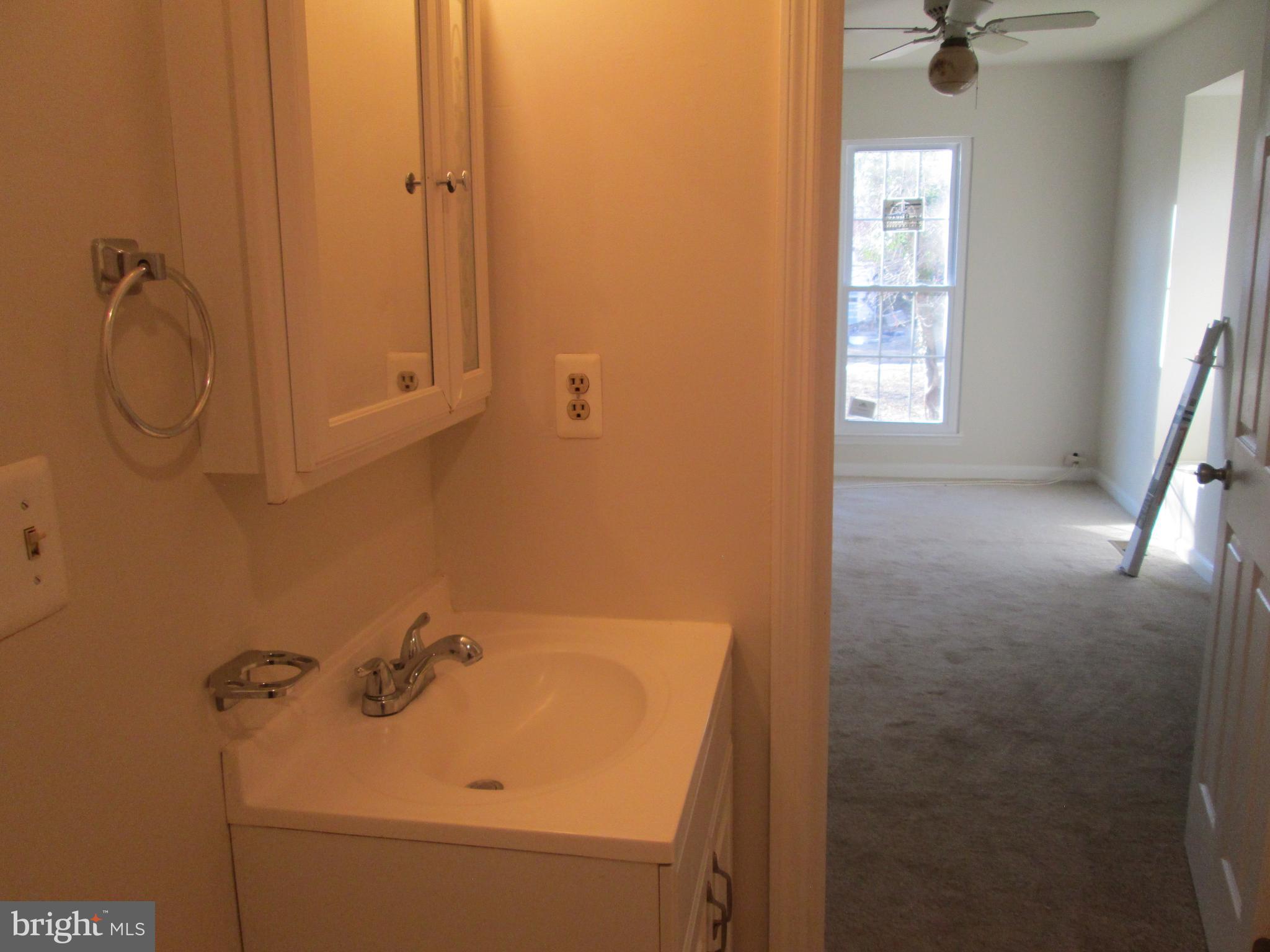 OXON HILL - Residential Lease