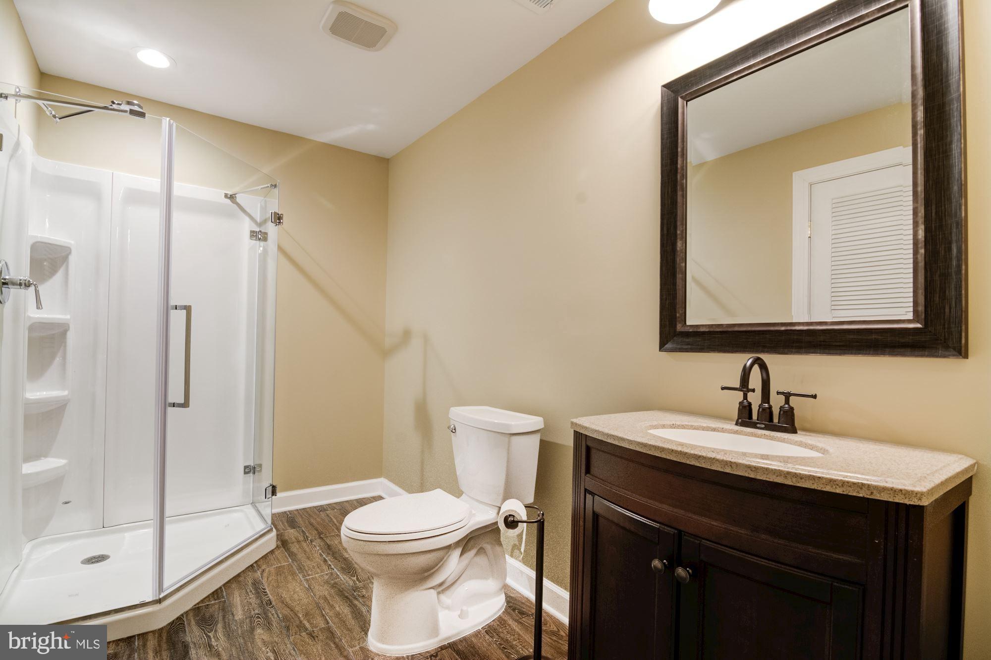 QUEENS GUARD - Residential