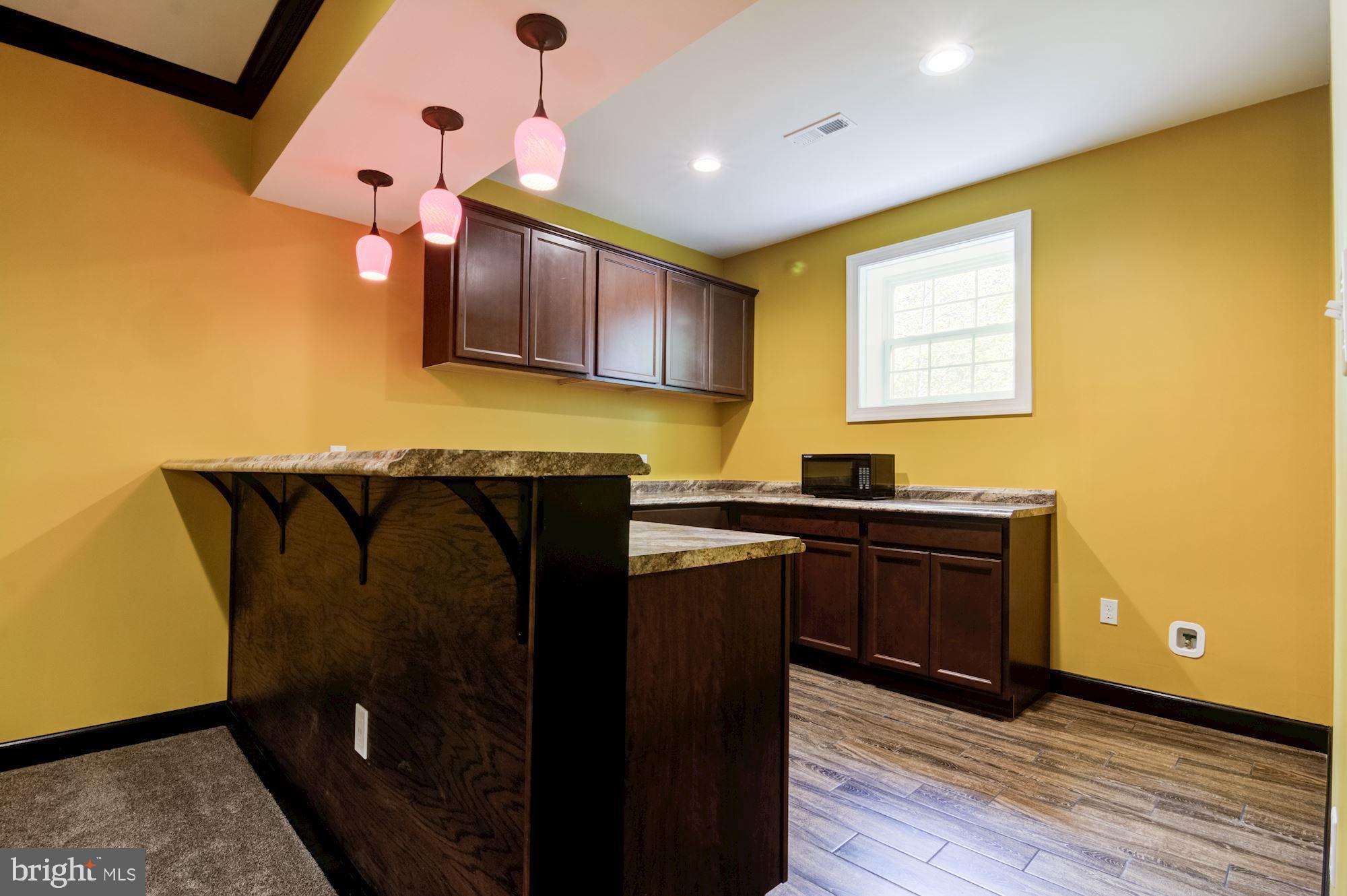 QUEENS GUARD - Residential