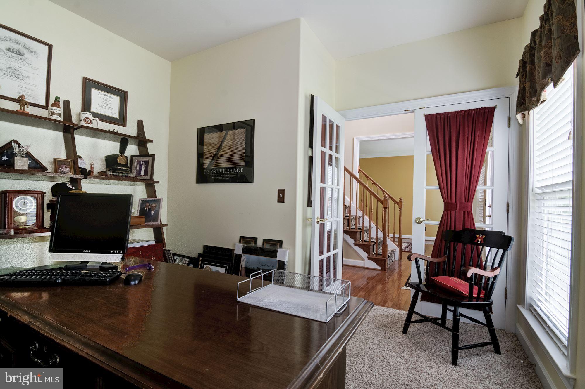 QUEENS GUARD - Residential