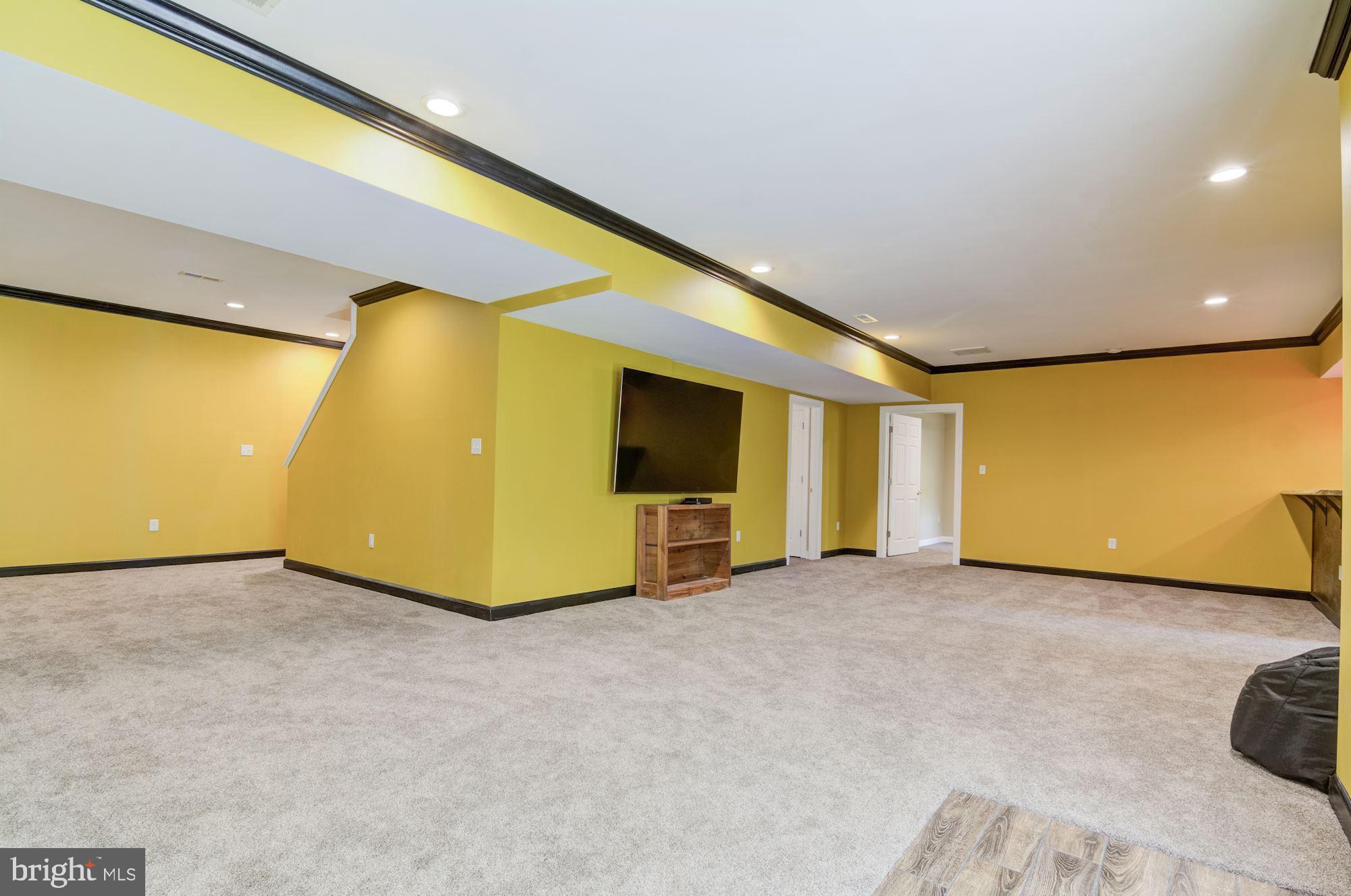 QUEENS GUARD - Residential