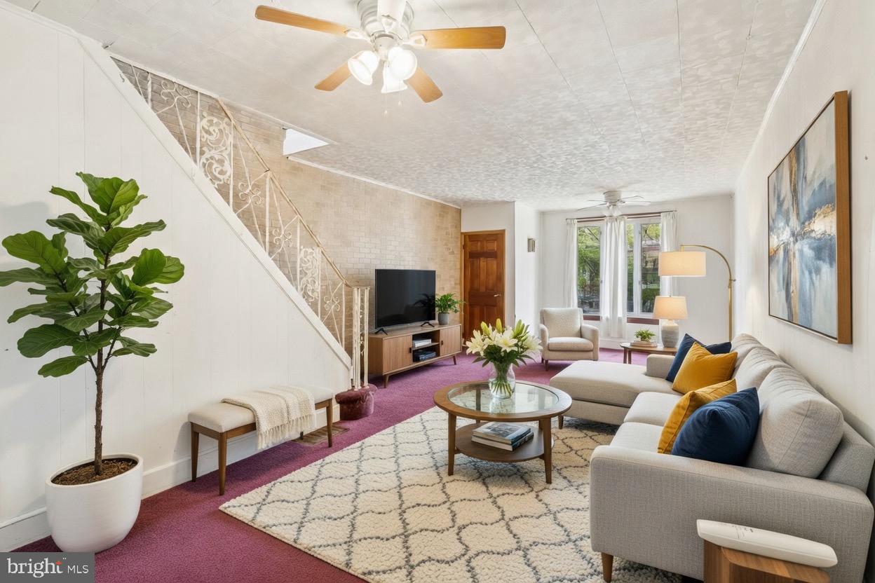 PORT RICHMOND - Residential