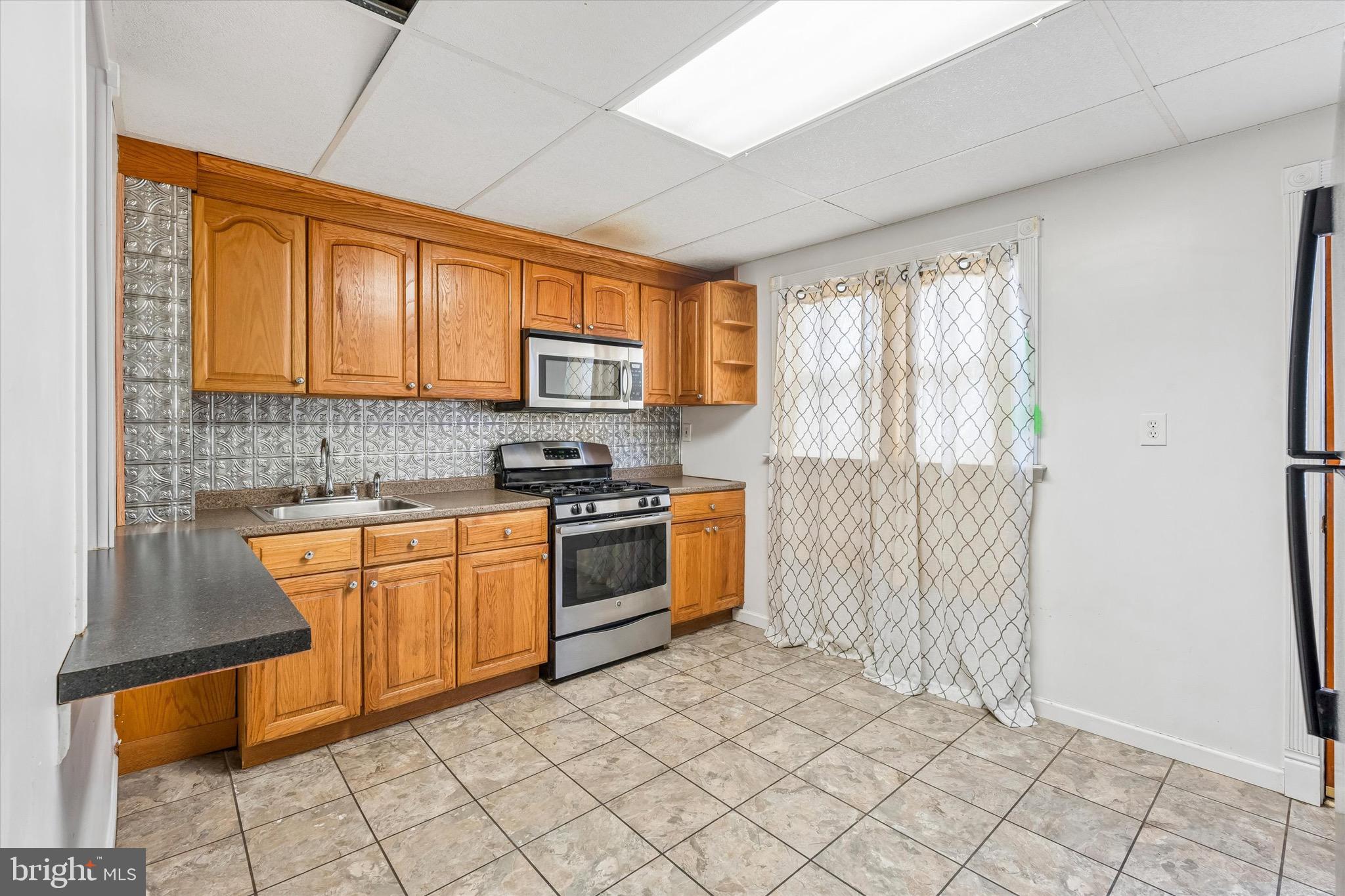 PORT RICHMOND - Residential