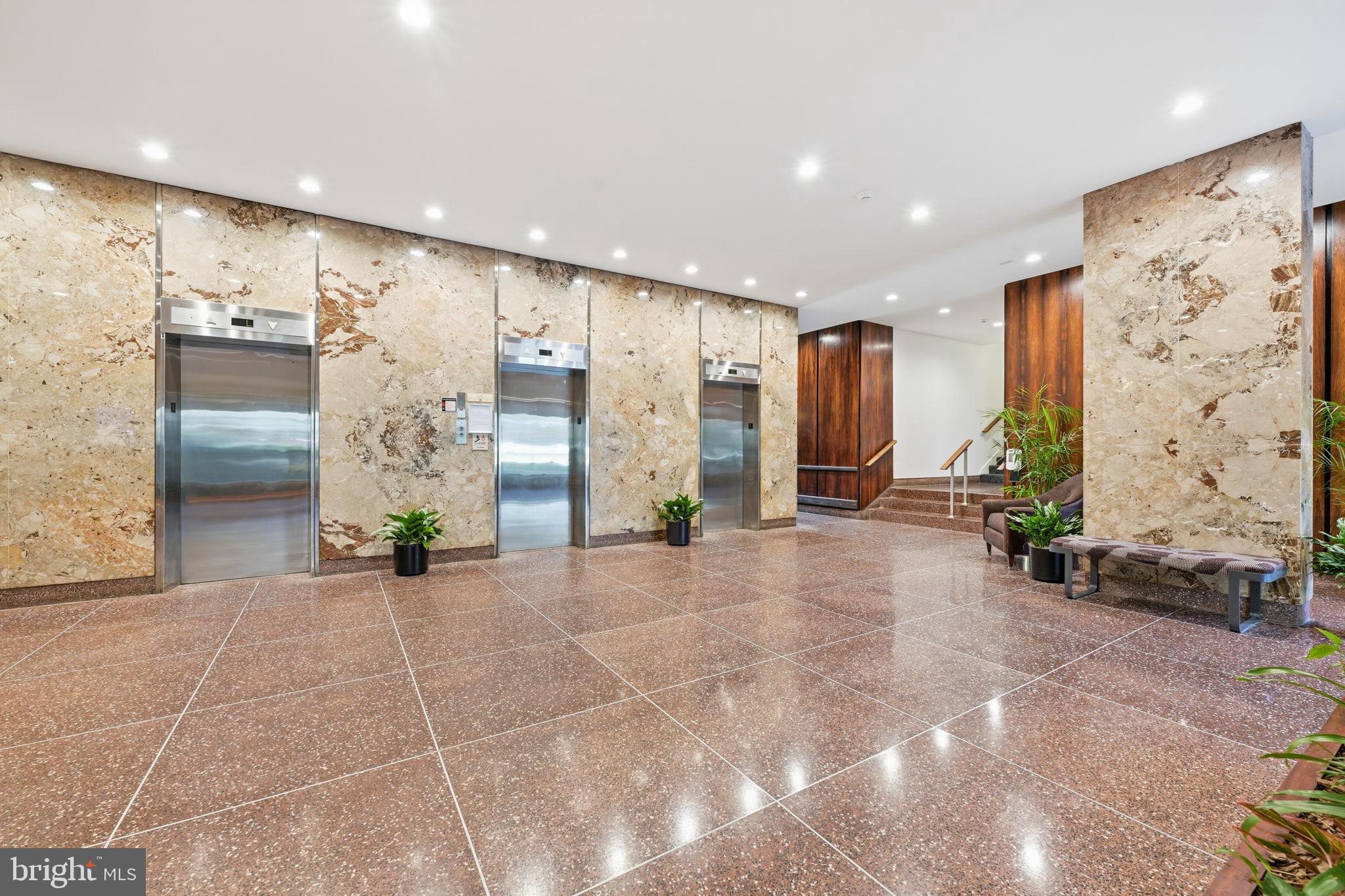 3600 CONSHOHOCKEN AVENUE 1204