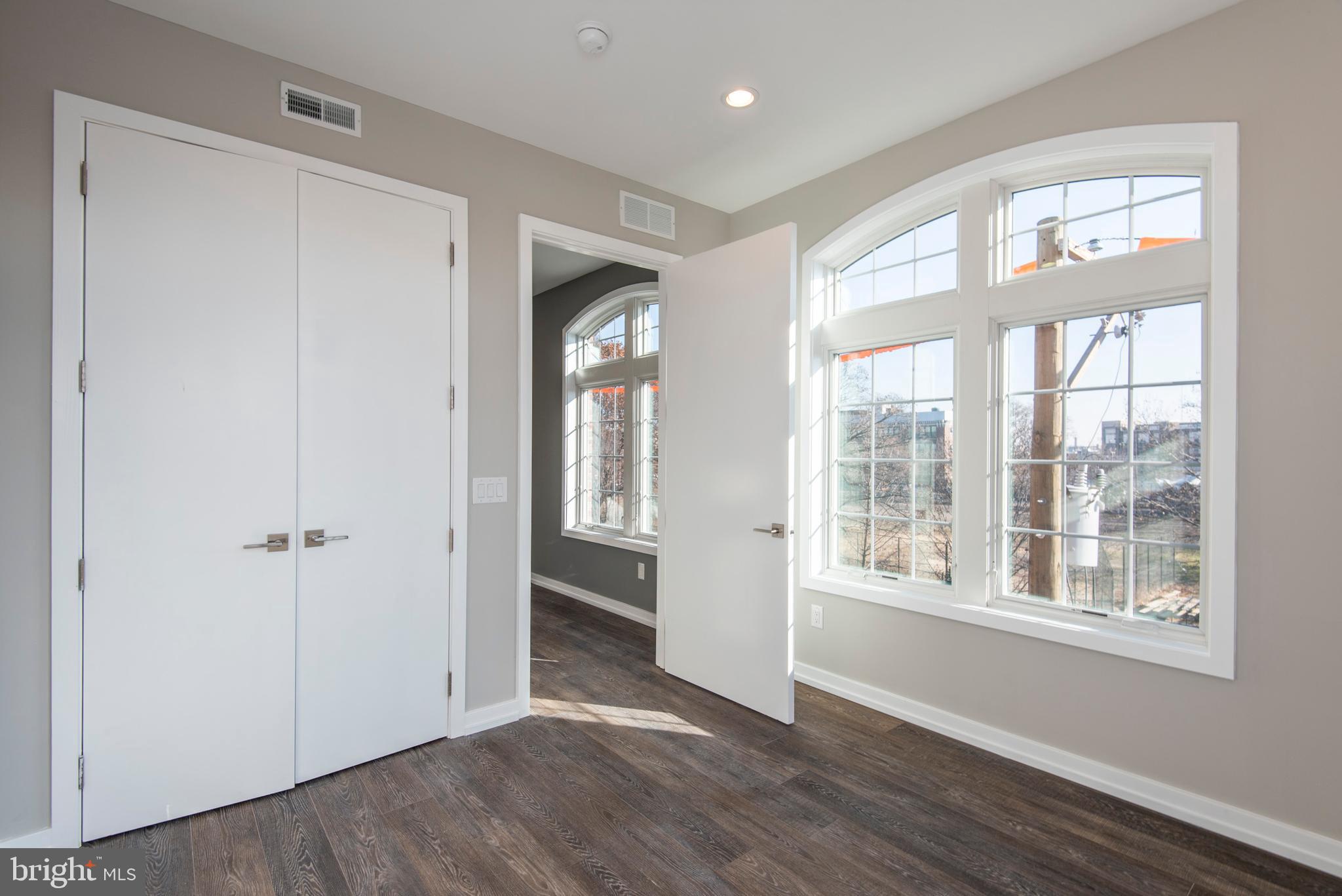 PASSYUNK SQUARE - Residential Lease