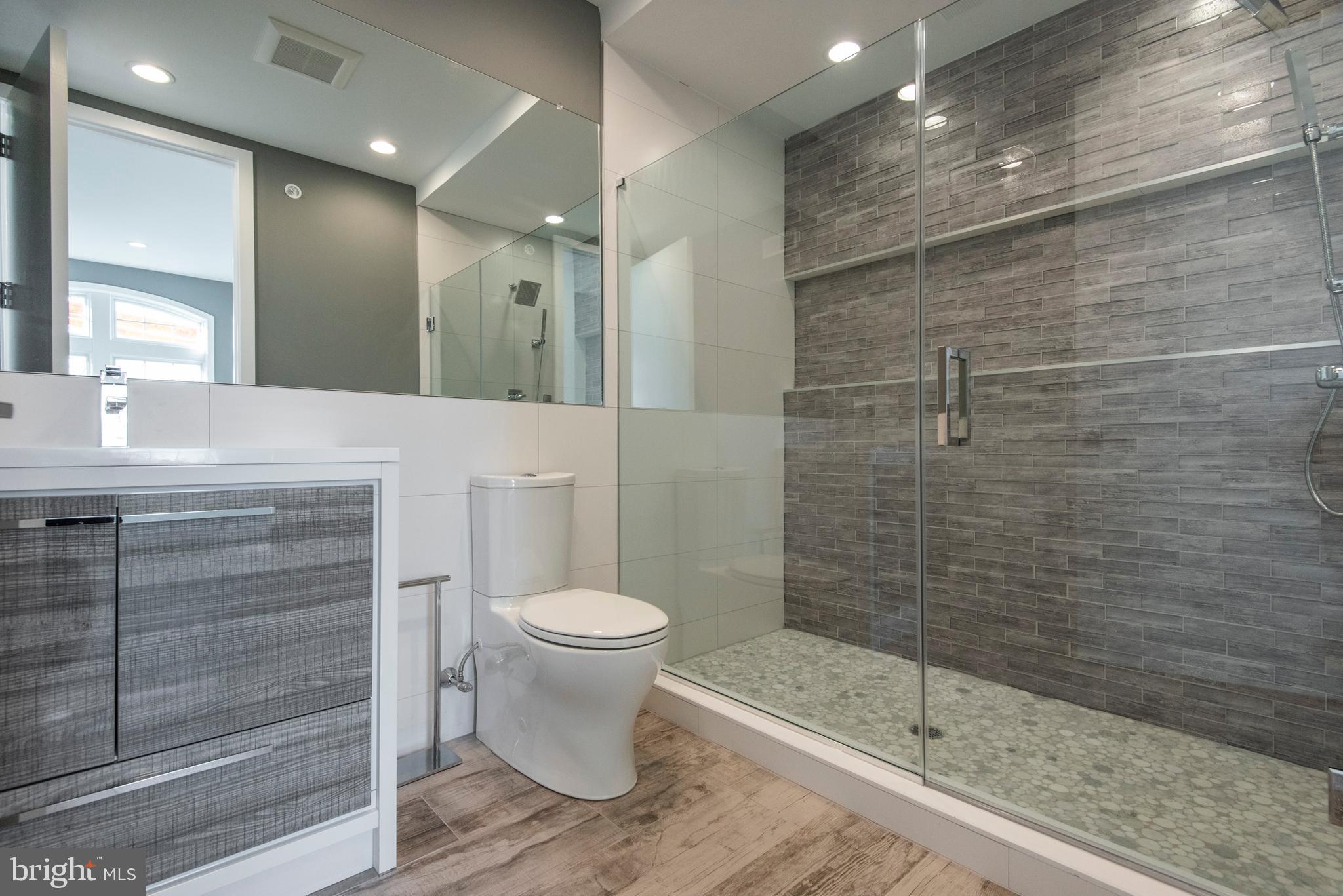 PASSYUNK SQUARE - Residential Lease