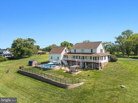 1541 SHIPWRECK DRIVE NEW MARKET VA 22844