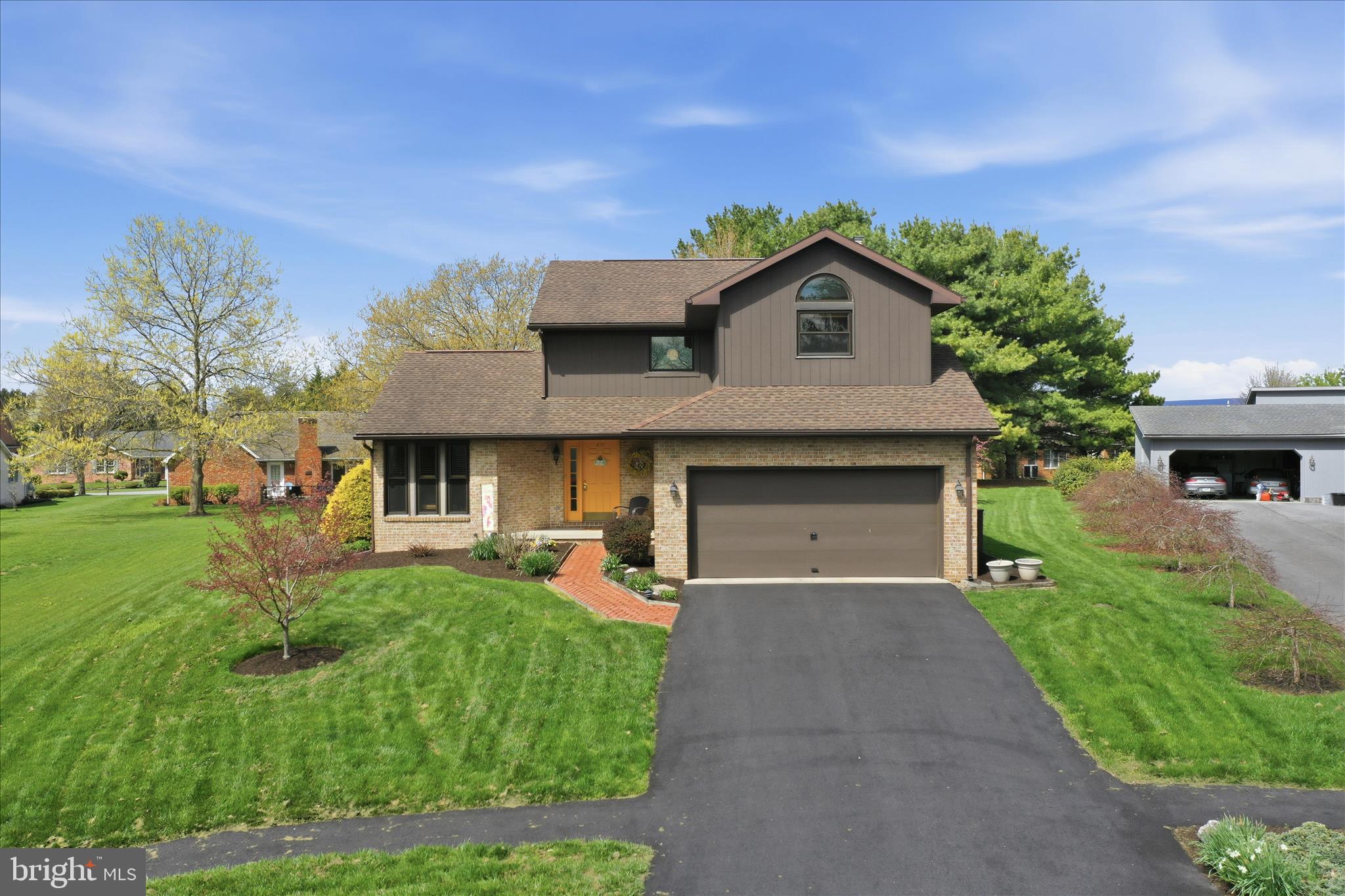 FALLING SPRING MEADOWS - Residential