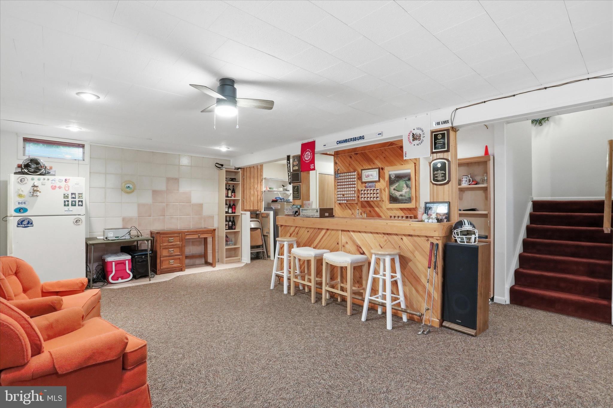 FALLING SPRING MEADOWS - Residential