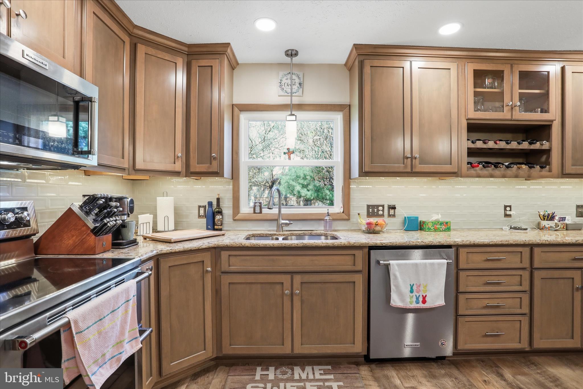 FALLING SPRING MEADOWS - Residential