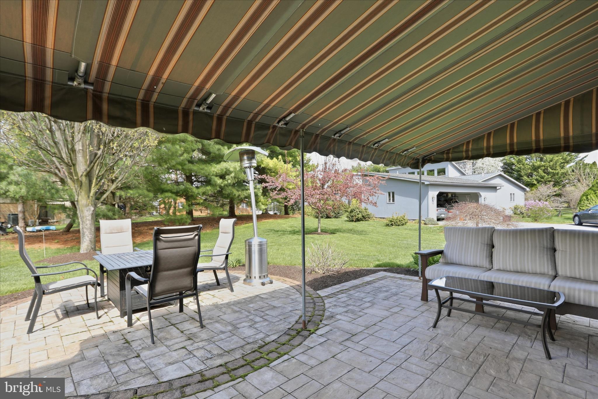 FALLING SPRING MEADOWS - Residential