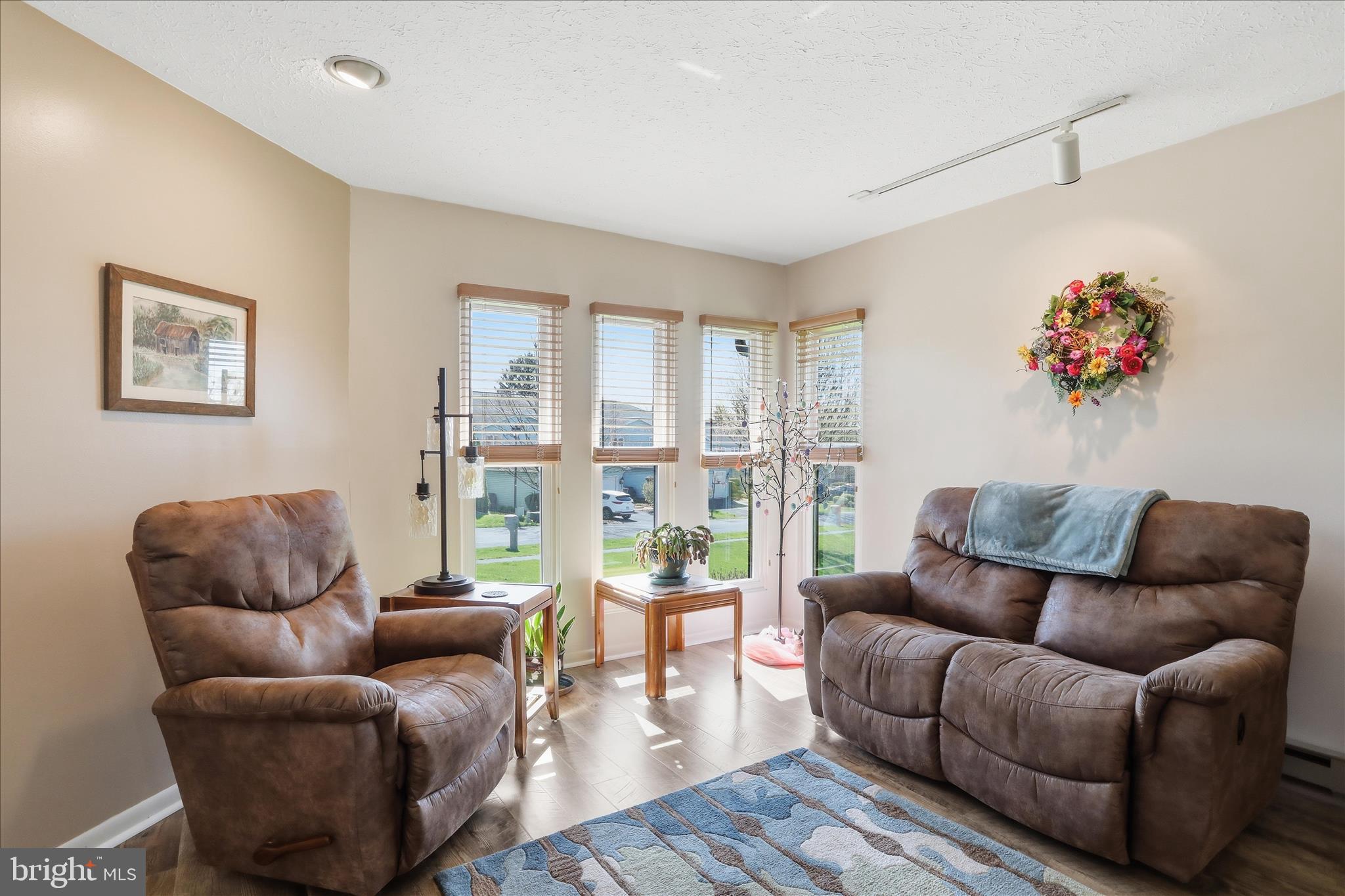 FALLING SPRING MEADOWS - Residential