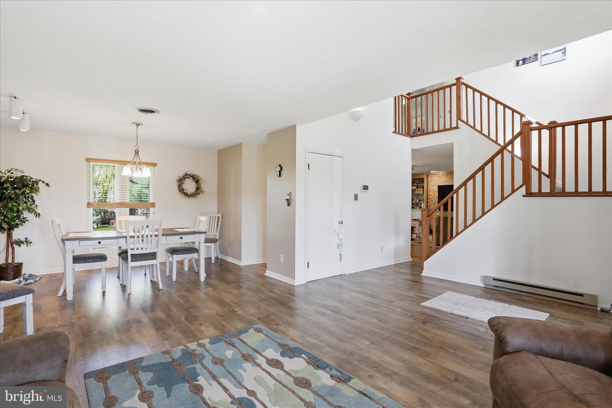 FALLING SPRING MEADOWS - Residential