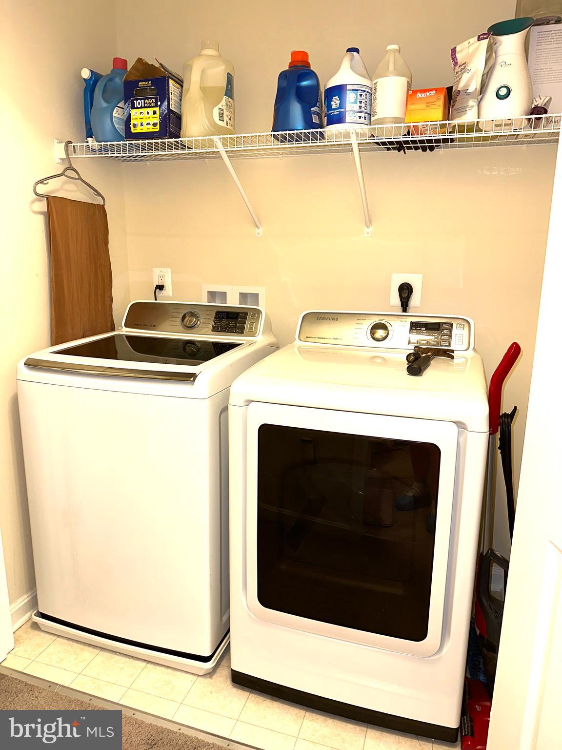 ELIZABETH HILLS - Residential Lease