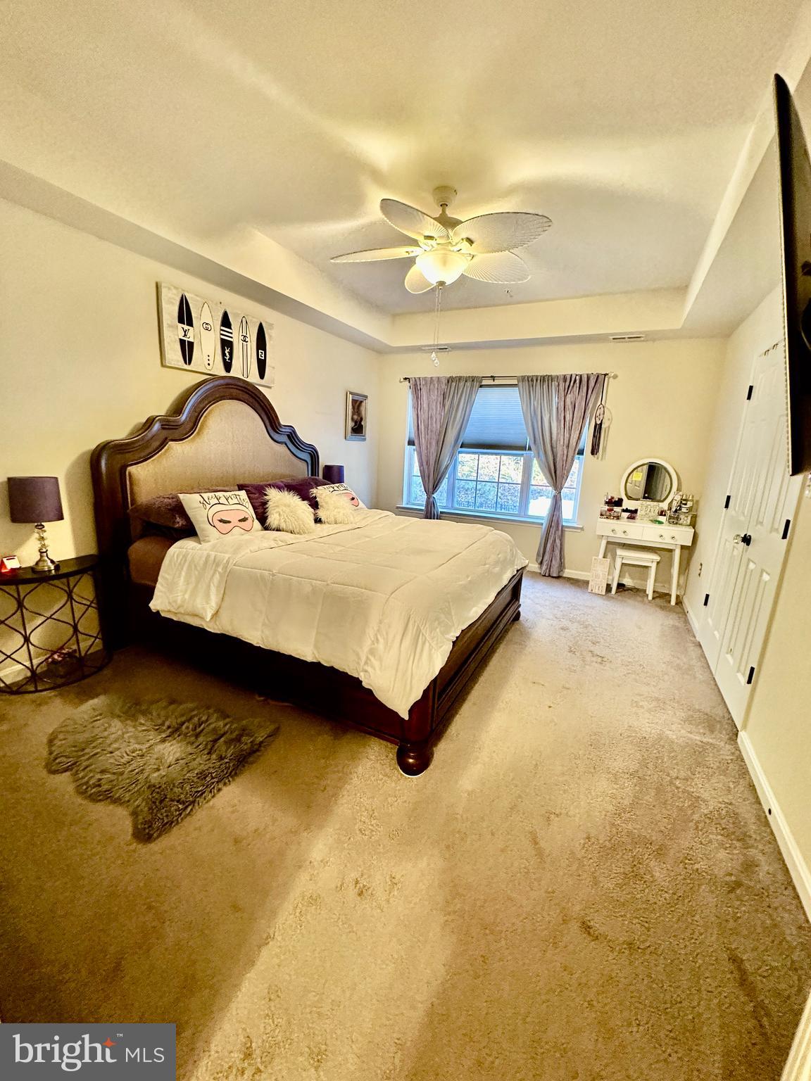 ELIZABETH HILLS - Residential Lease