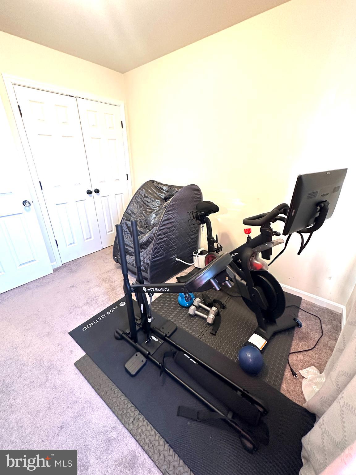 ELIZABETH HILLS - Residential Lease