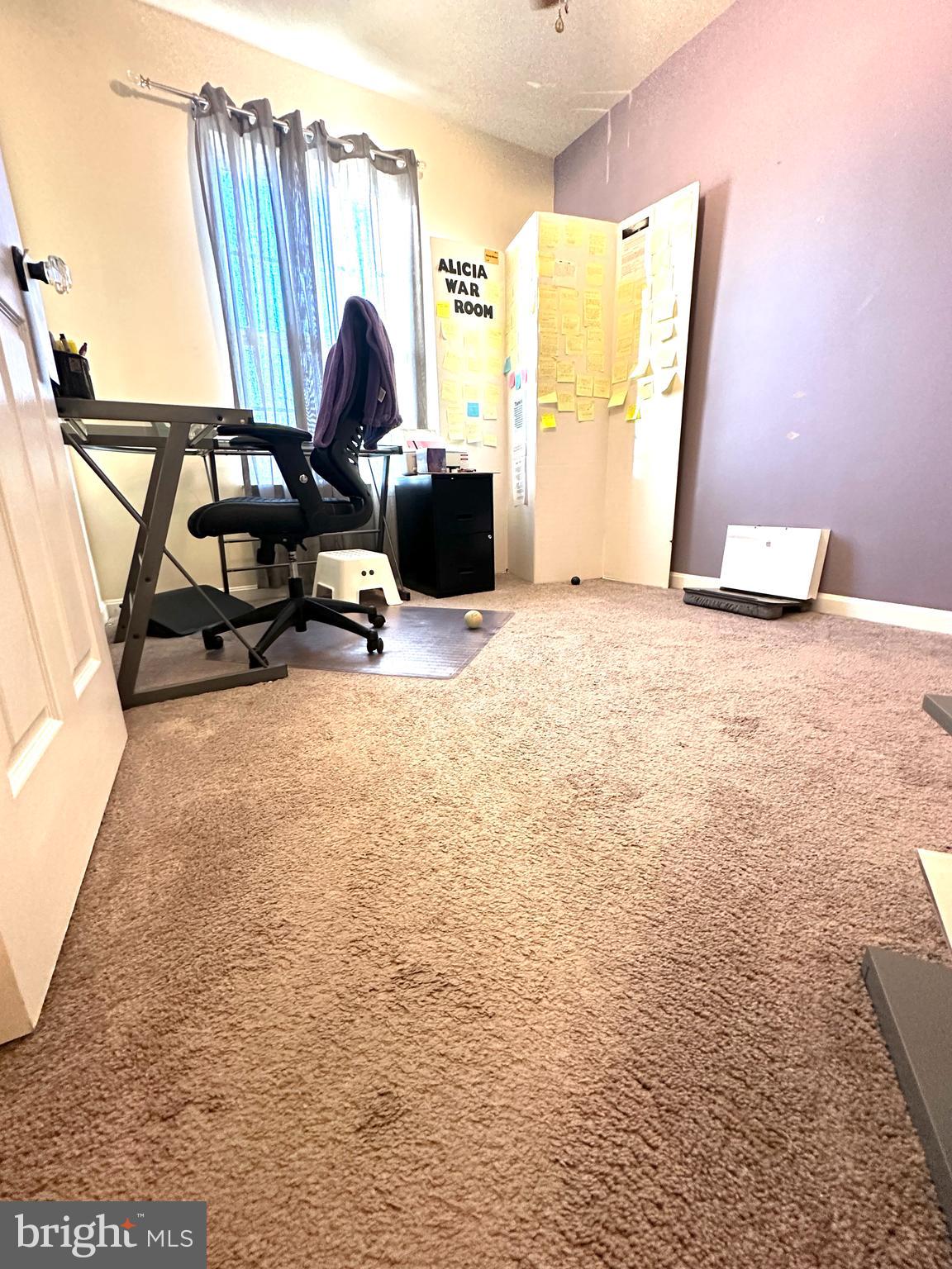 ELIZABETH HILLS - Residential Lease