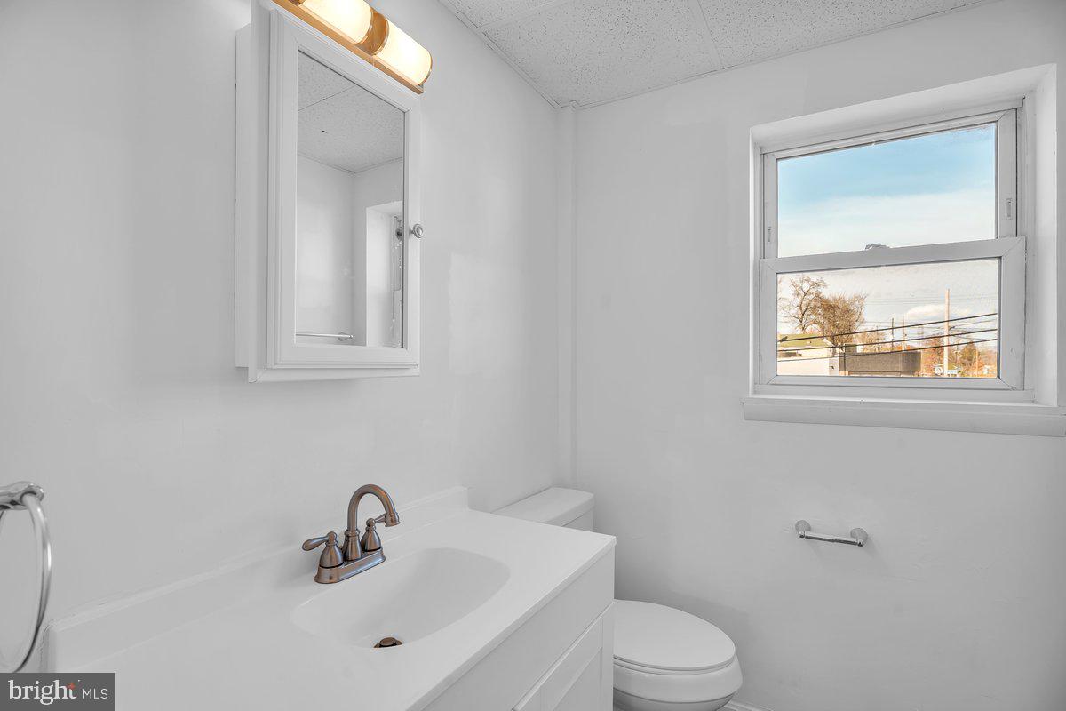 102 N BLACK HORSE PIKE