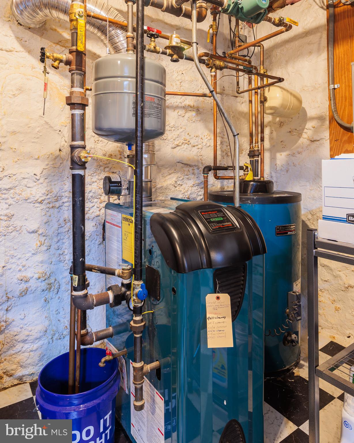 MAYFIELD - Residential