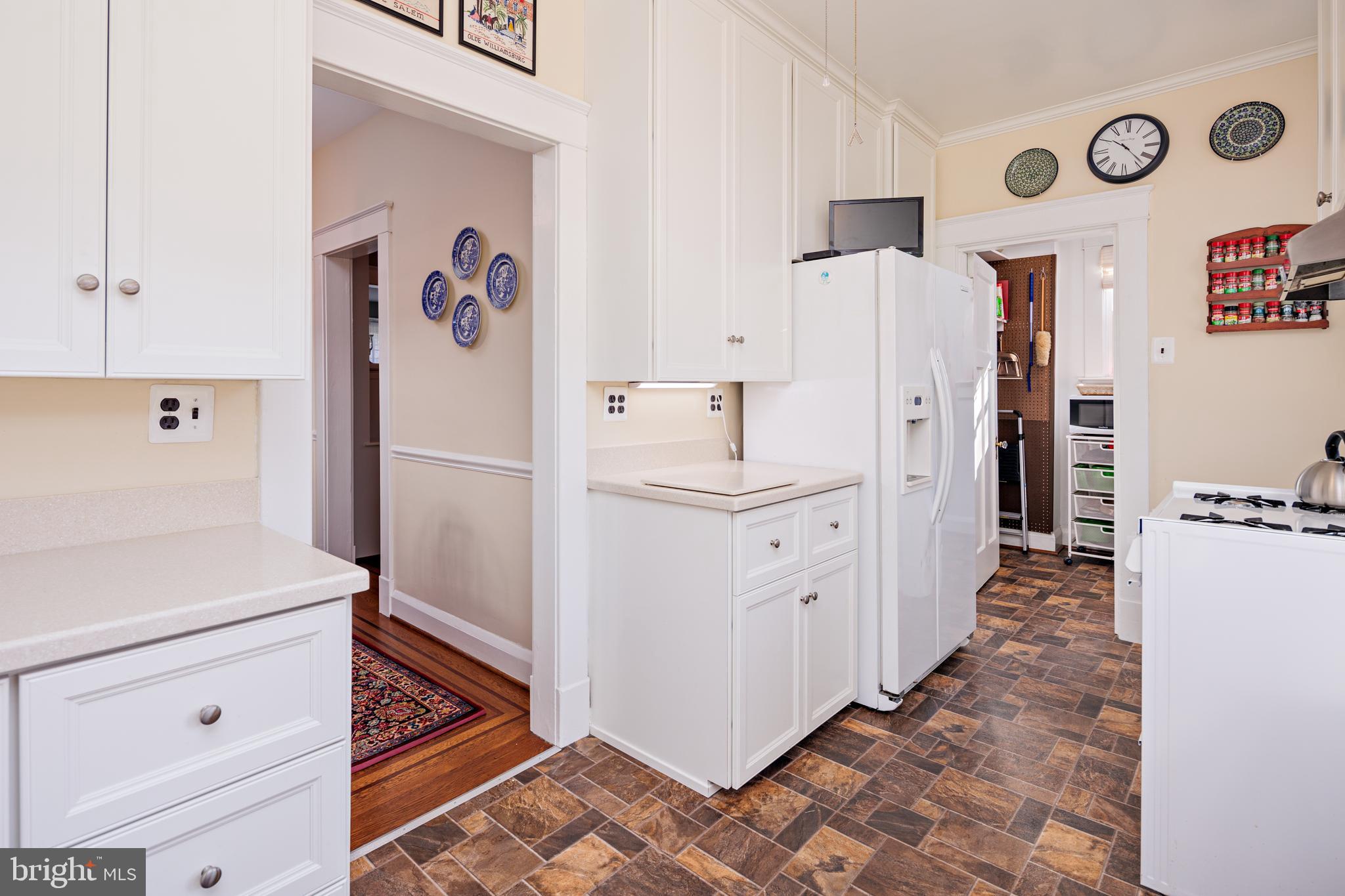 MAYFIELD - Residential