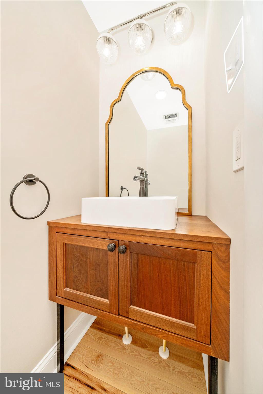 SEWELLS ORCHARD - Residential