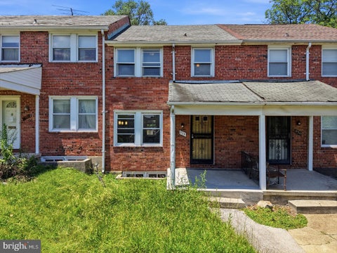 Townhouse For Rent - 934 Argonne Drive<br/> BALTIMORE, MD 21218