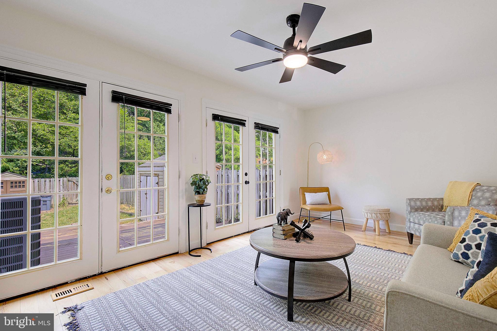 STONEYBROOKE VILLAGE - Residential