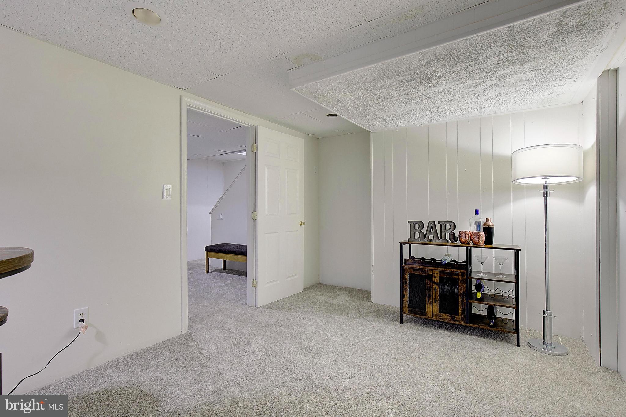 STONEYBROOKE VILLAGE - Residential