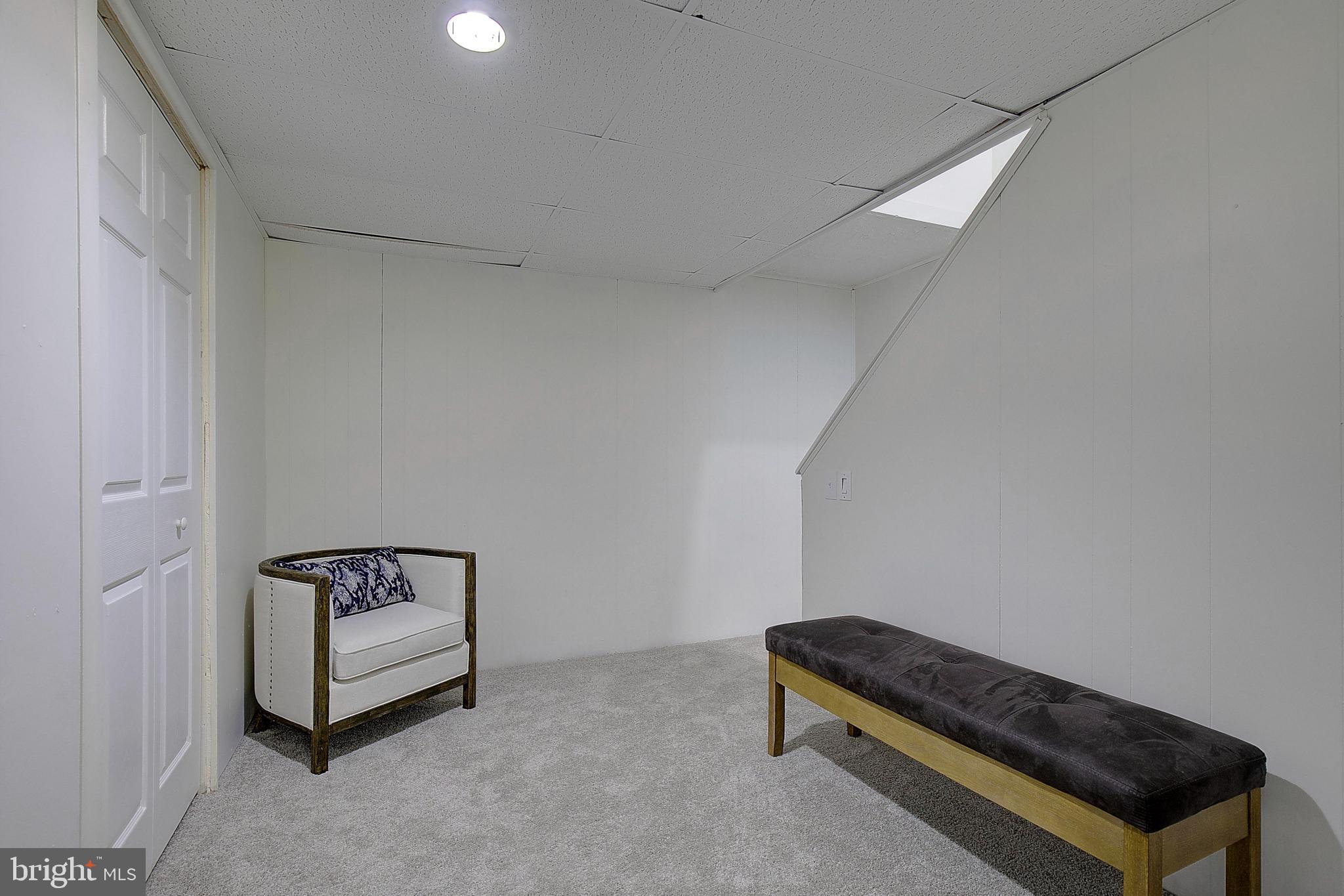 STONEYBROOKE VILLAGE - Residential