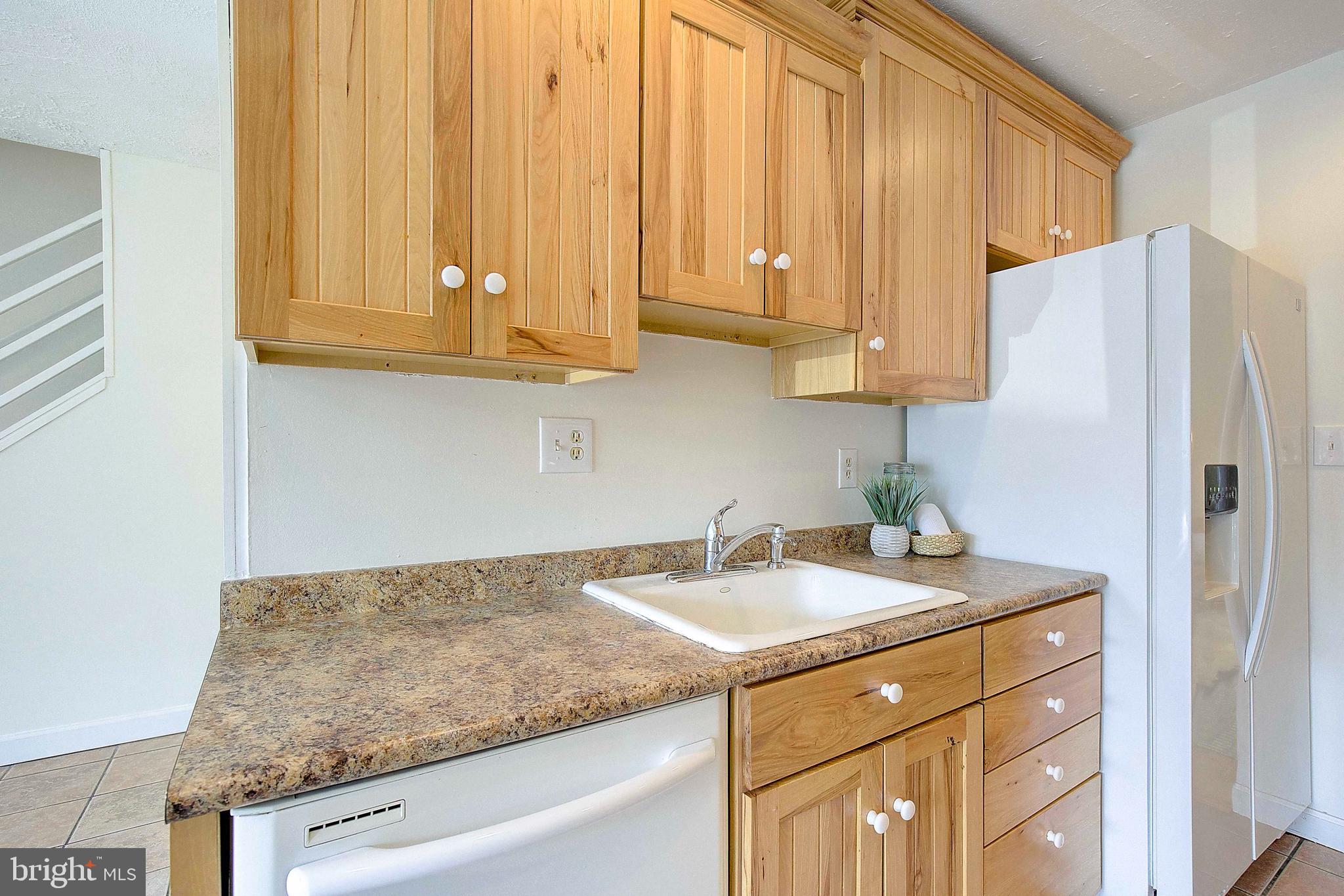 STONEYBROOKE VILLAGE - Residential