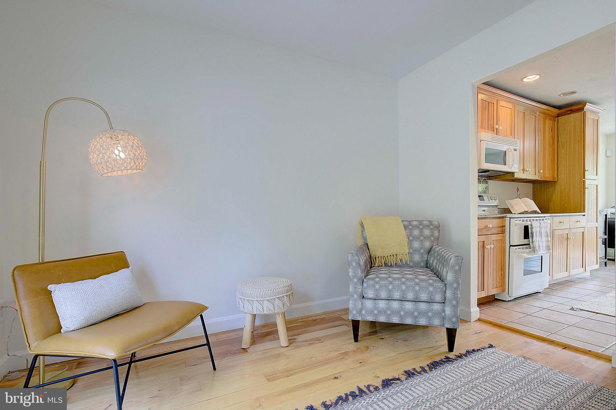 STONEYBROOKE VILLAGE - Residential