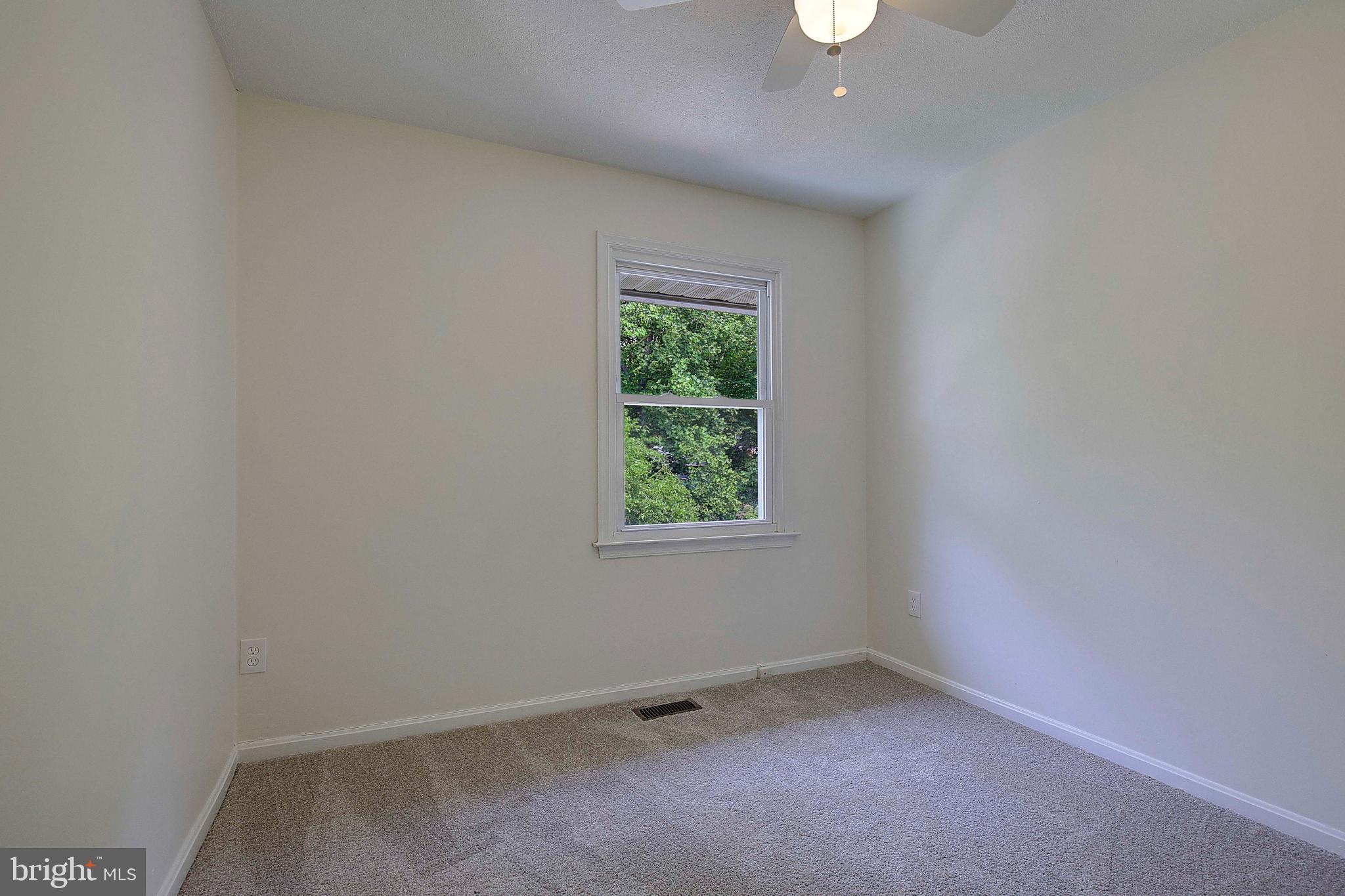 STONEYBROOKE VILLAGE - Residential