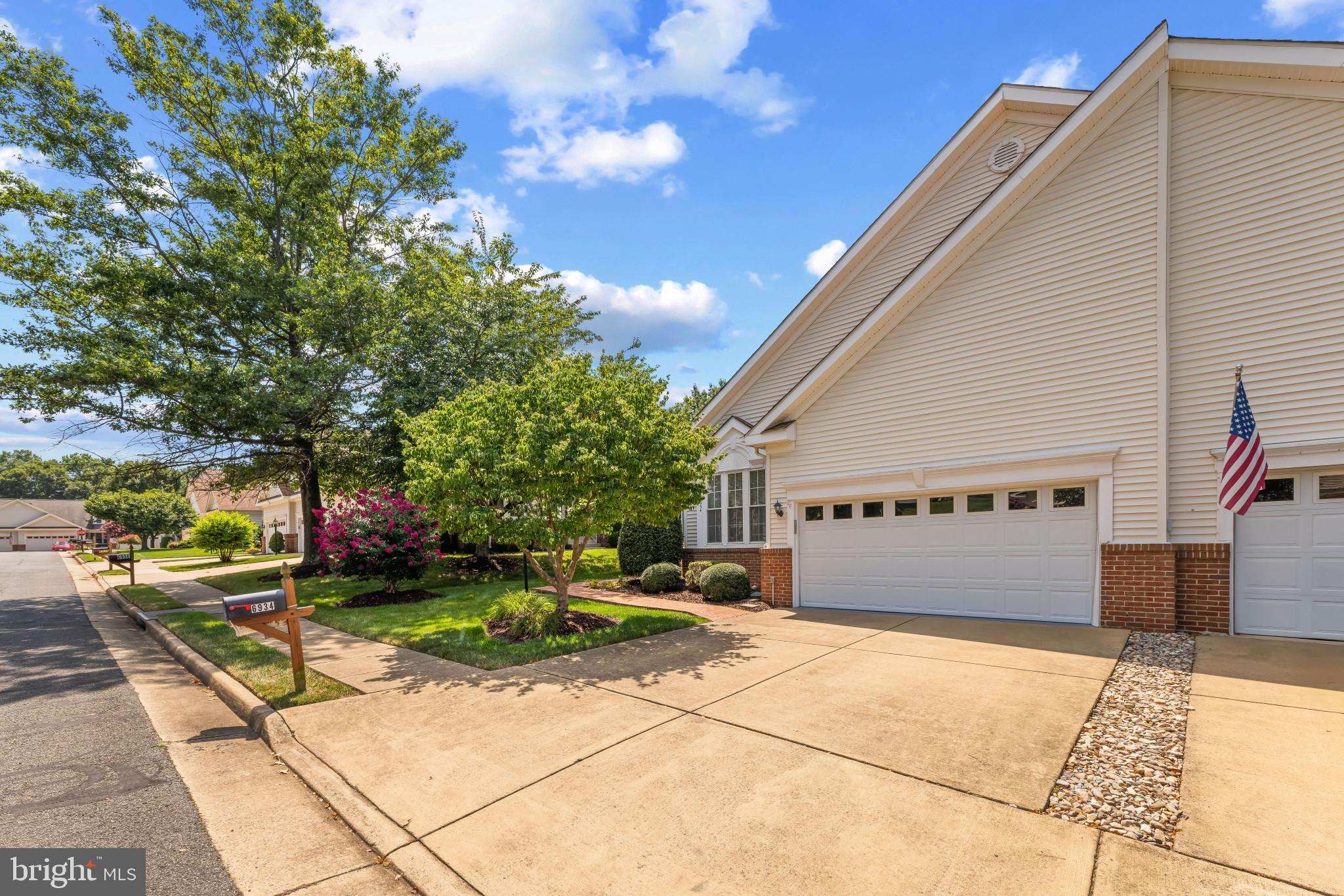 6934 CUMBERSTONE PLACE