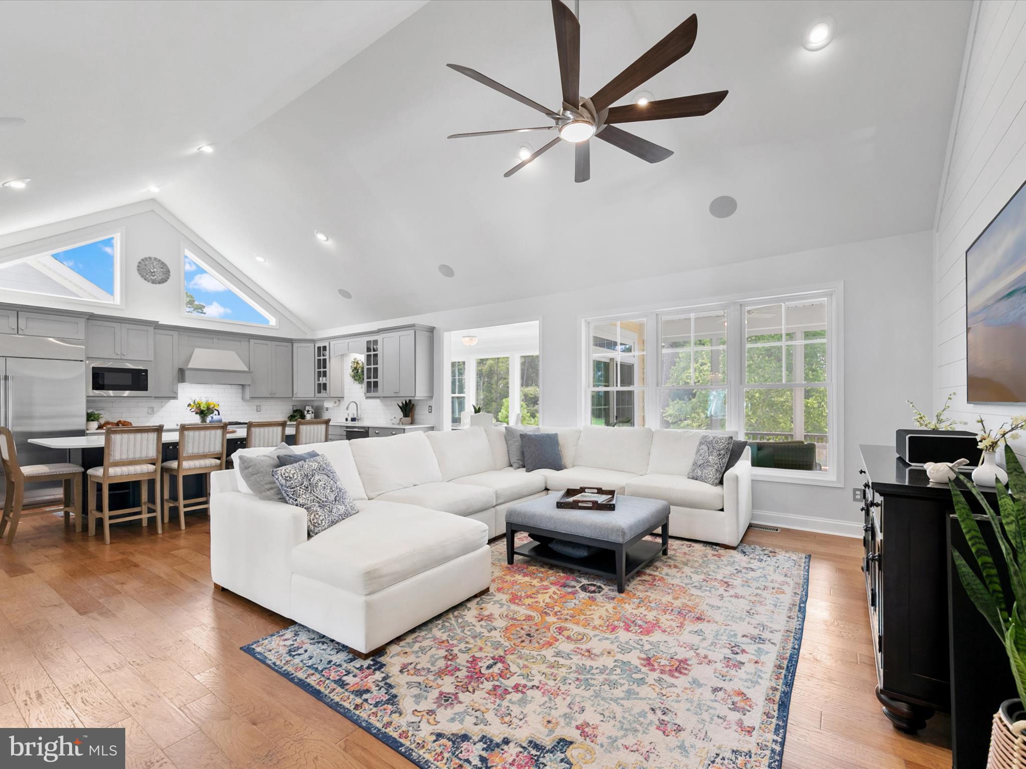 BAYSIDE - Residential